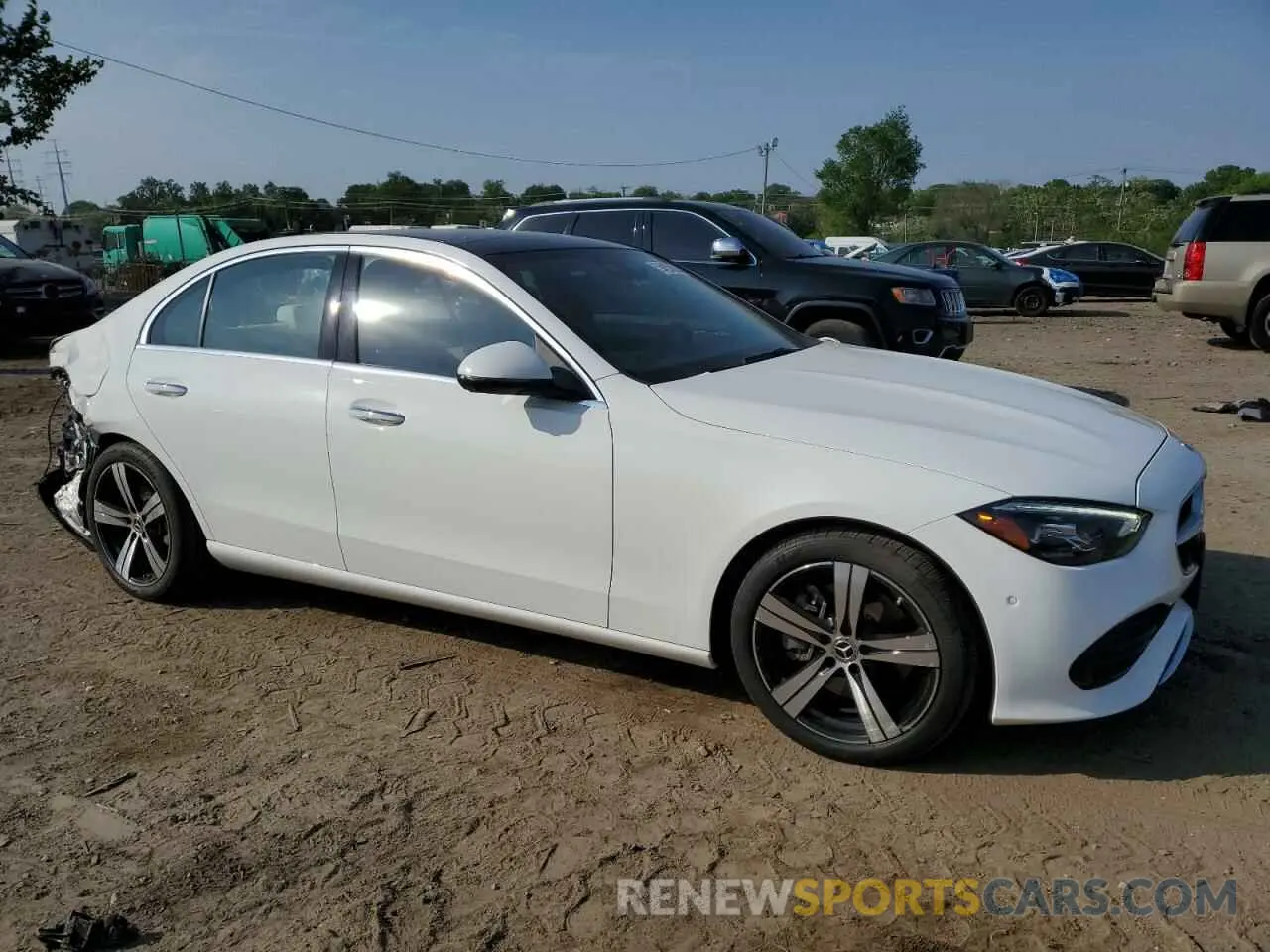 4 Фотография поврежденного автомобиля W1KAF4HB0PR094442 MERCEDES-BENZ C-CLASS 2023