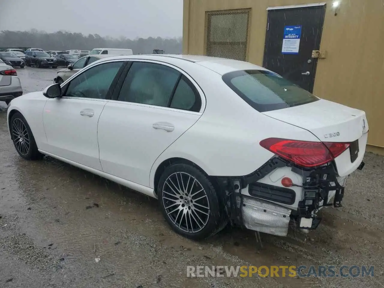 2 Фотография поврежденного автомобиля W1KAF4HB3PR145089 MERCEDES-BENZ C-CLASS 2023