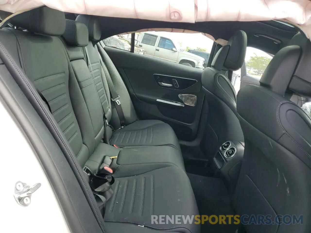 10 Photograph of a damaged car W1KAF4HBXPR153755 MERCEDES-BENZ C-CLASS 2023