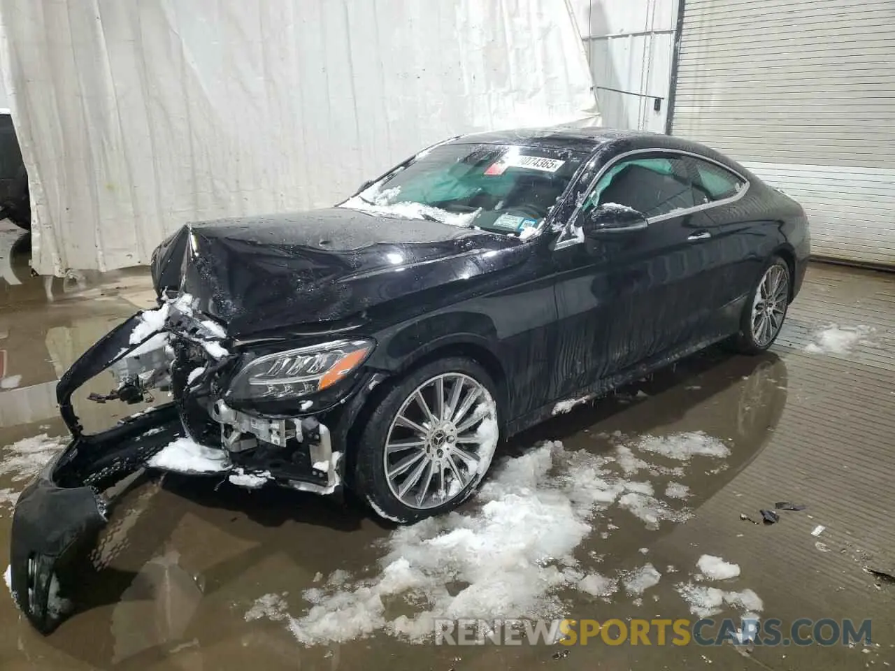 1 Фотография поврежденного автомобиля W1KWJ8EBXPG117463 MERCEDES-BENZ C-CLASS 2023
