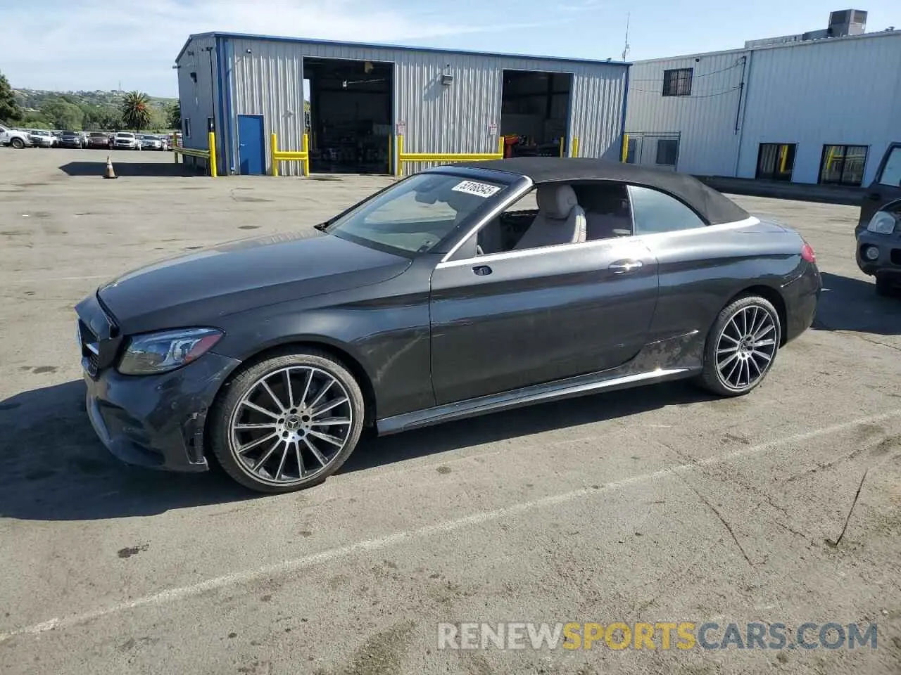 1 Фотография поврежденного автомобиля W1KWK8DB8PG129335 MERCEDES-BENZ C-CLASS 2023