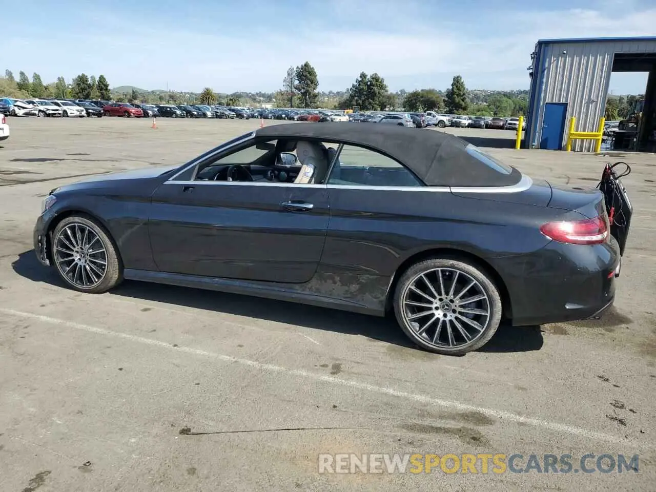 2 Фотография поврежденного автомобиля W1KWK8DB8PG129335 MERCEDES-BENZ C-CLASS 2023
