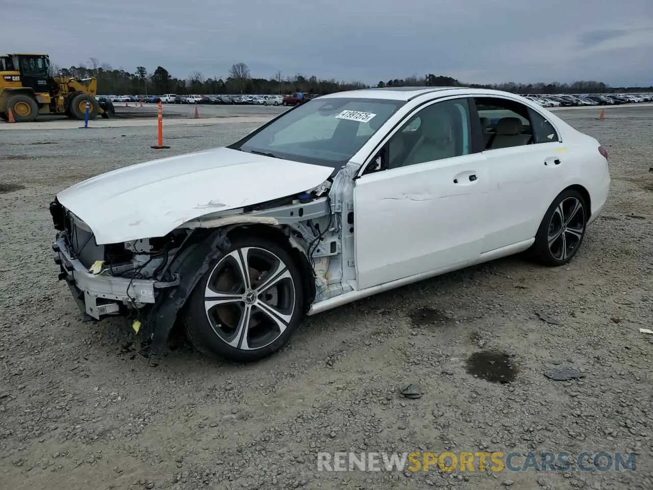 1 Фотография поврежденного автомобиля W1KAF4GB4RR164996 MERCEDES-BENZ C-CLASS 2024