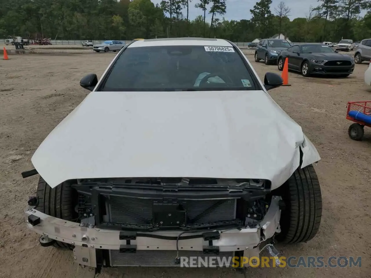 5 Photograph of a damaged car W1KAF4GB4RR231063 MERCEDES-BENZ C-CLASS 2024