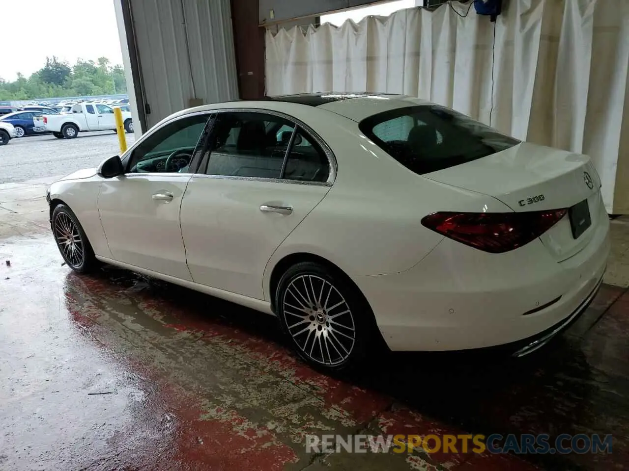 2 Фотография поврежденного автомобиля W1KAF4GB8RR186869 MERCEDES-BENZ C-CLASS 2024