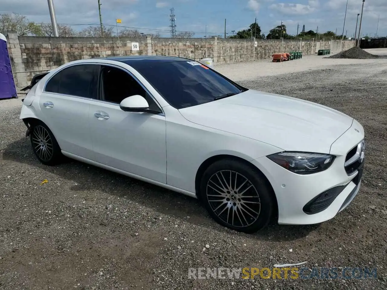 4 Фотография поврежденного автомобиля W1KAF4GB8RR190033 MERCEDES-BENZ C-CLASS 2024