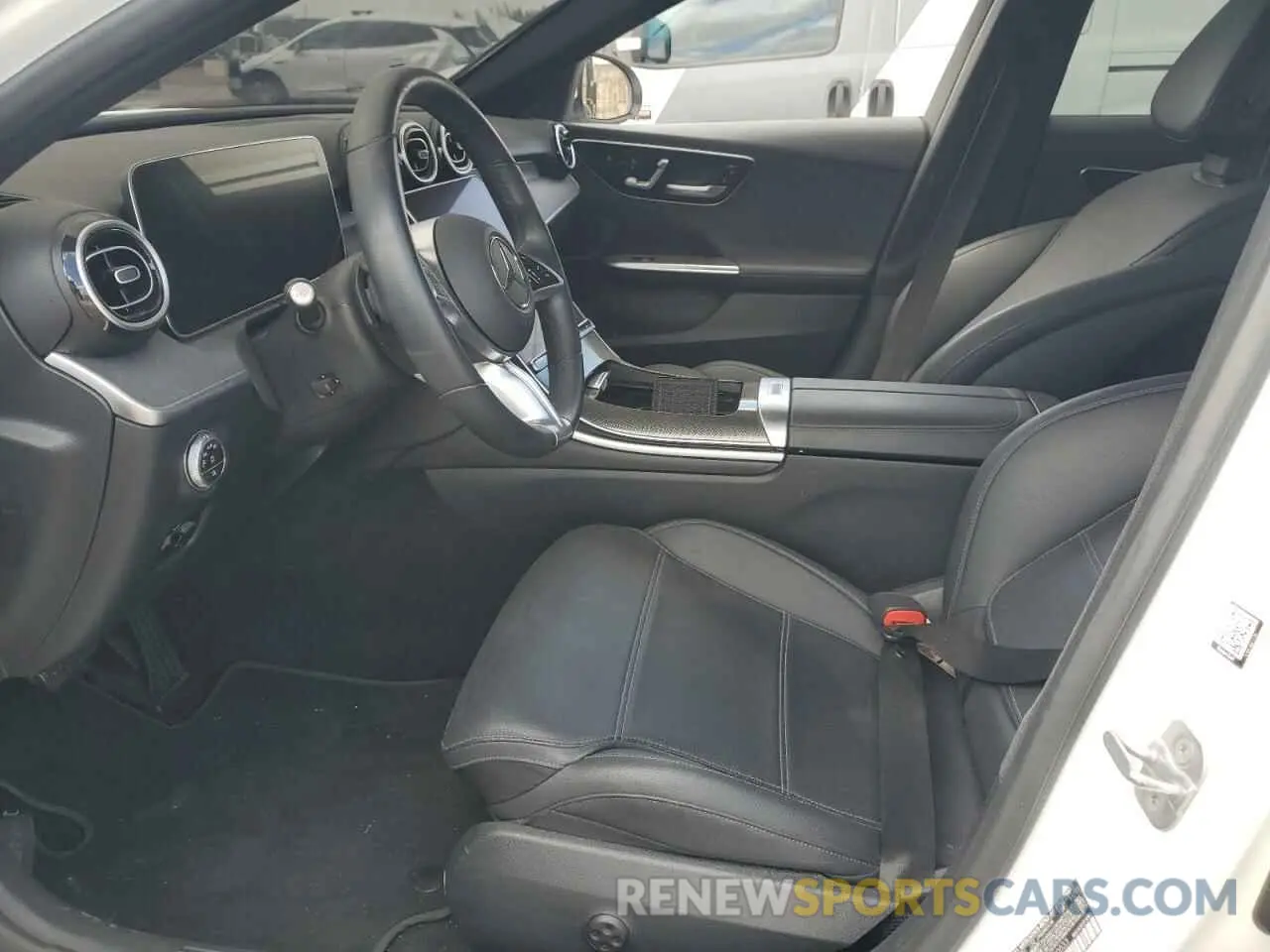 7 Фотография поврежденного автомобиля W1KAF4GB8RR190033 MERCEDES-BENZ C-CLASS 2024