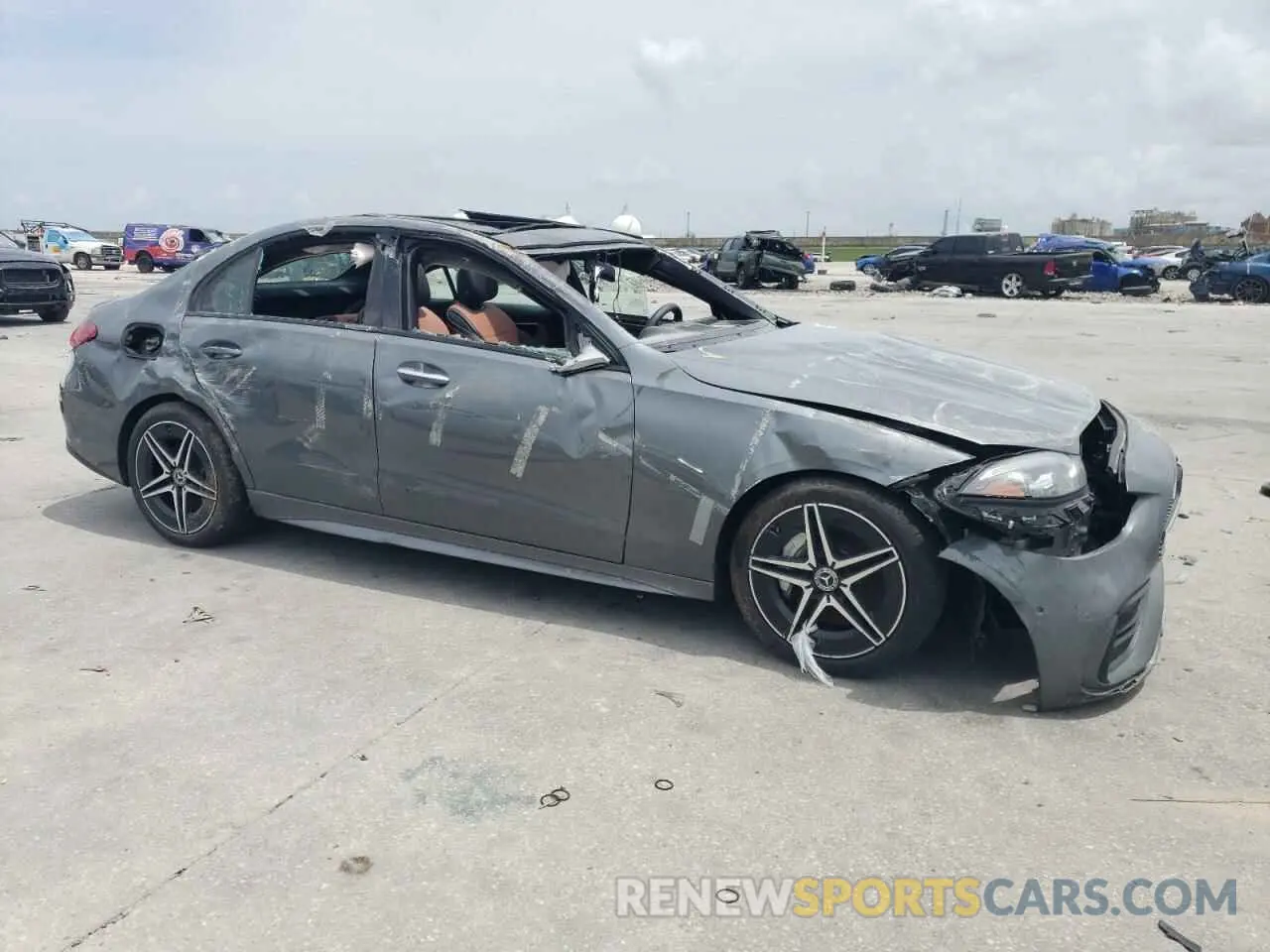 4 Photograph of a damaged car W1KAF4HB7RR178065 MERCEDES-BENZ C-CLASS 2024