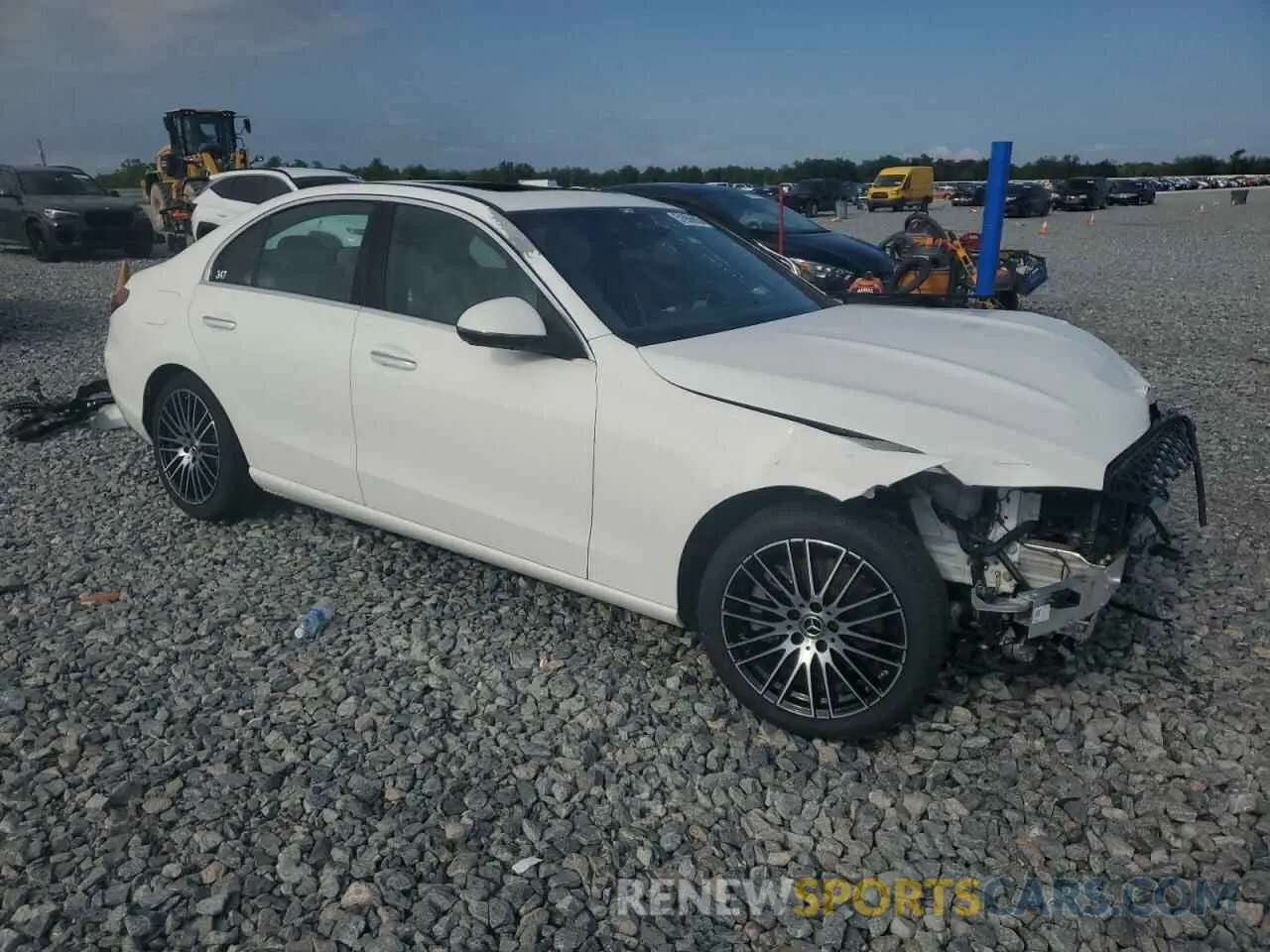 4 Фотография поврежденного автомобиля W1KAF4GBXSR238136 MERCEDES-BENZ C-CLASS 2025