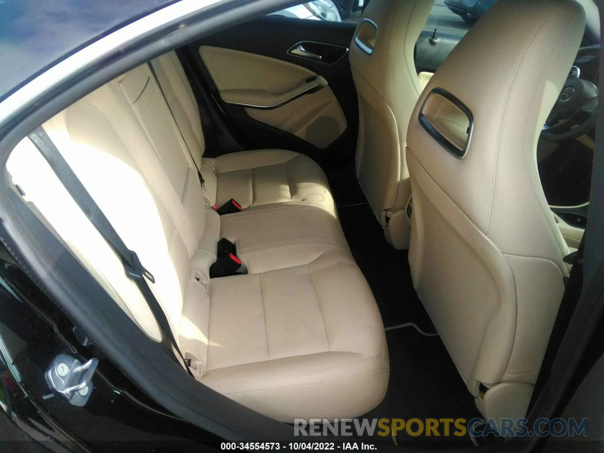 8 Photograph of a damaged car WDDSJ4EB5KN735592 MERCEDES-BENZ CLA 2019
