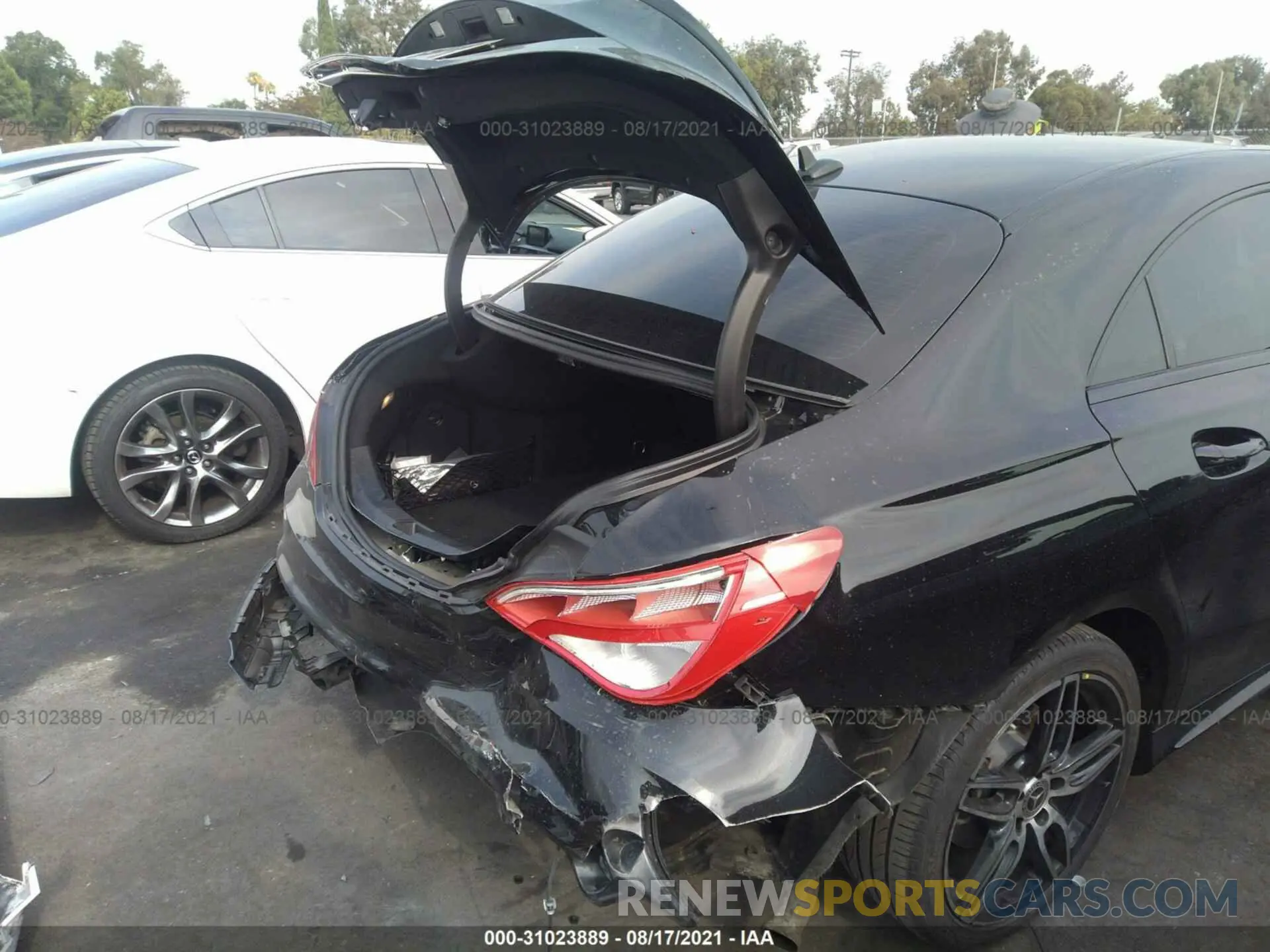 6 Photograph of a damaged car WDDSJ4EB9KN706967 MERCEDES-BENZ CLA 2019