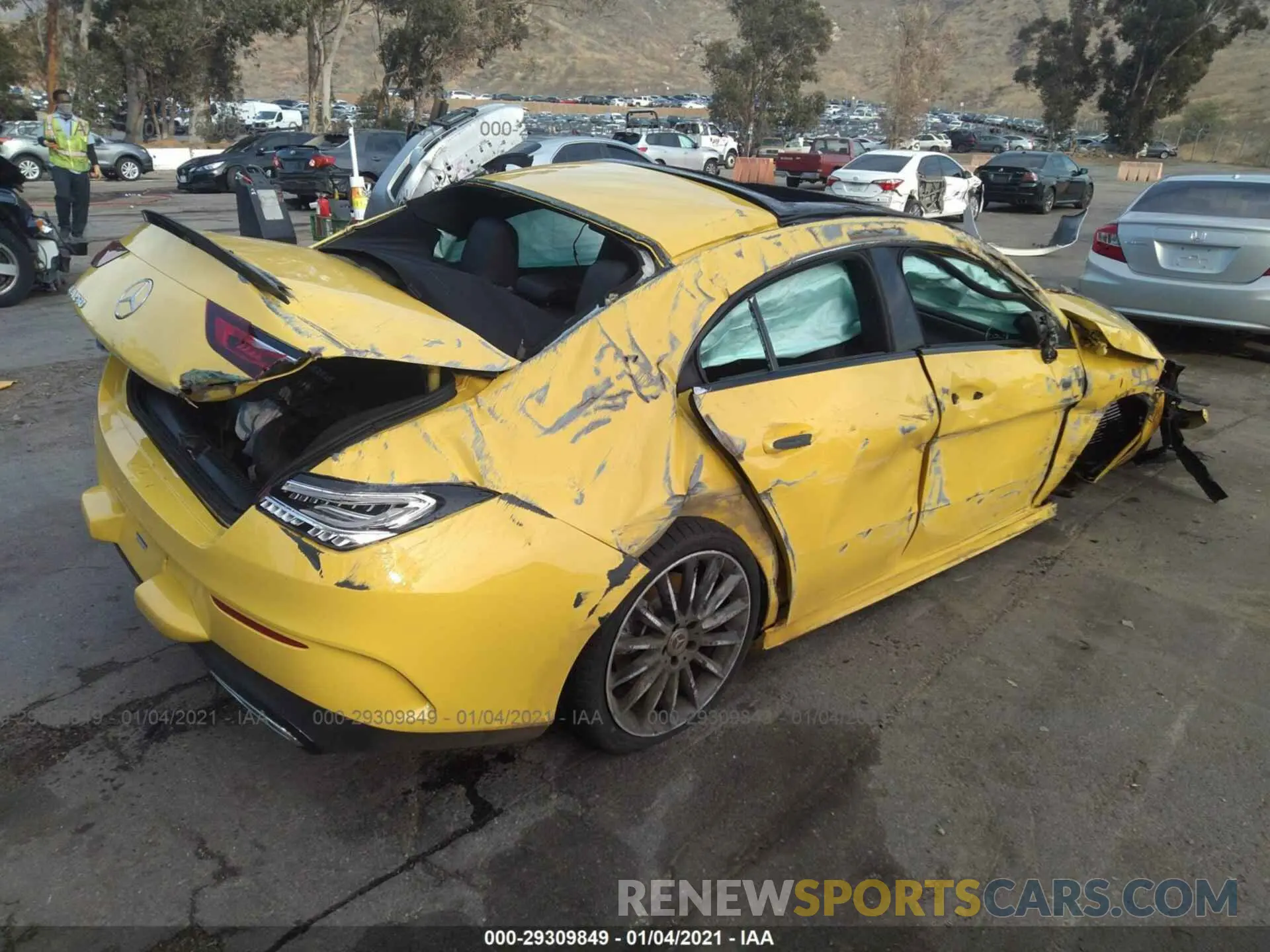 4 Photograph of a damaged car WDD5J4GB9LN062401 MERCEDES-BENZ CLA 2020