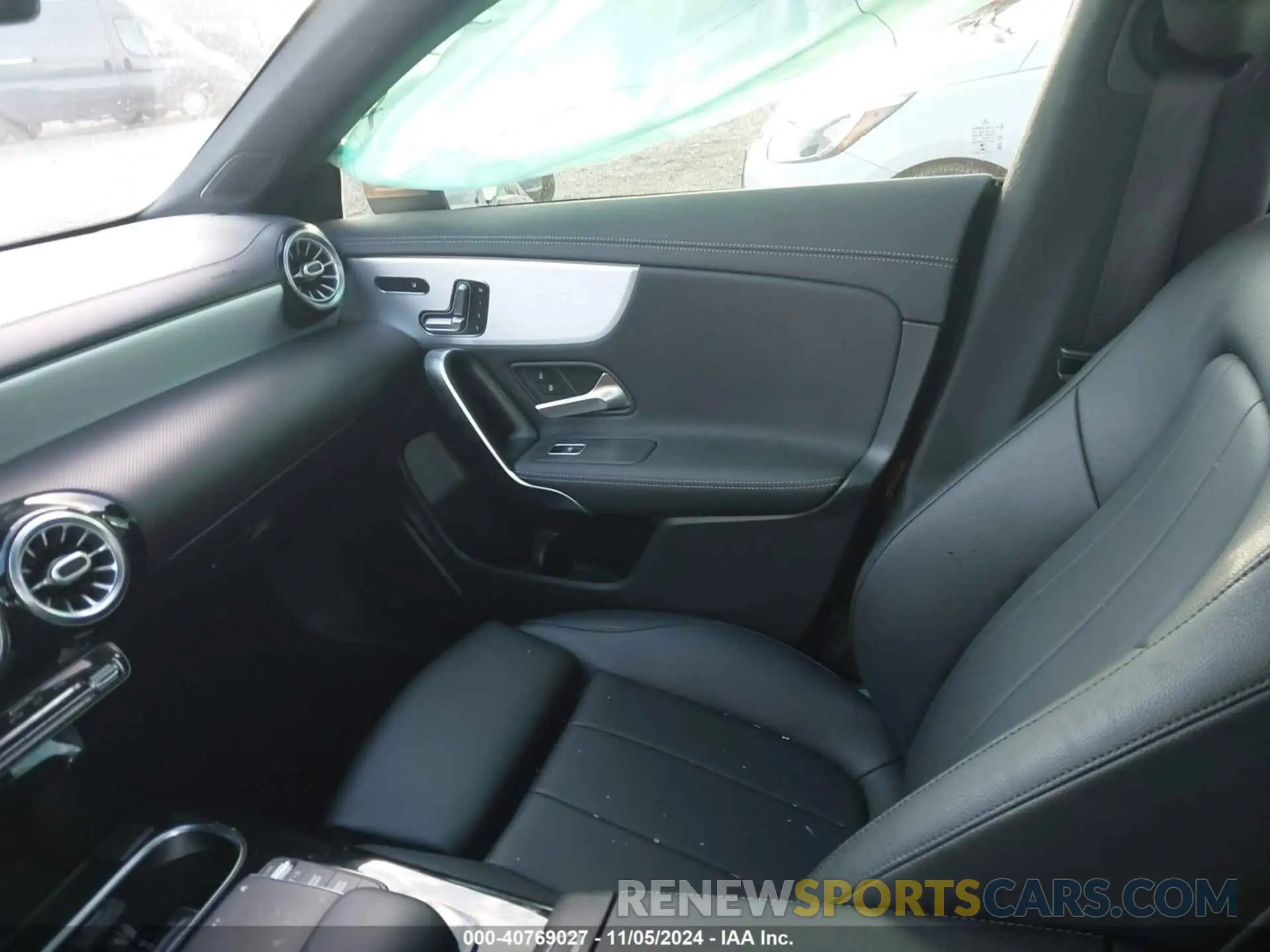 5 Photograph of a damaged car W1K5J4HB7MN217060 MERCEDES-BENZ CLA 2021