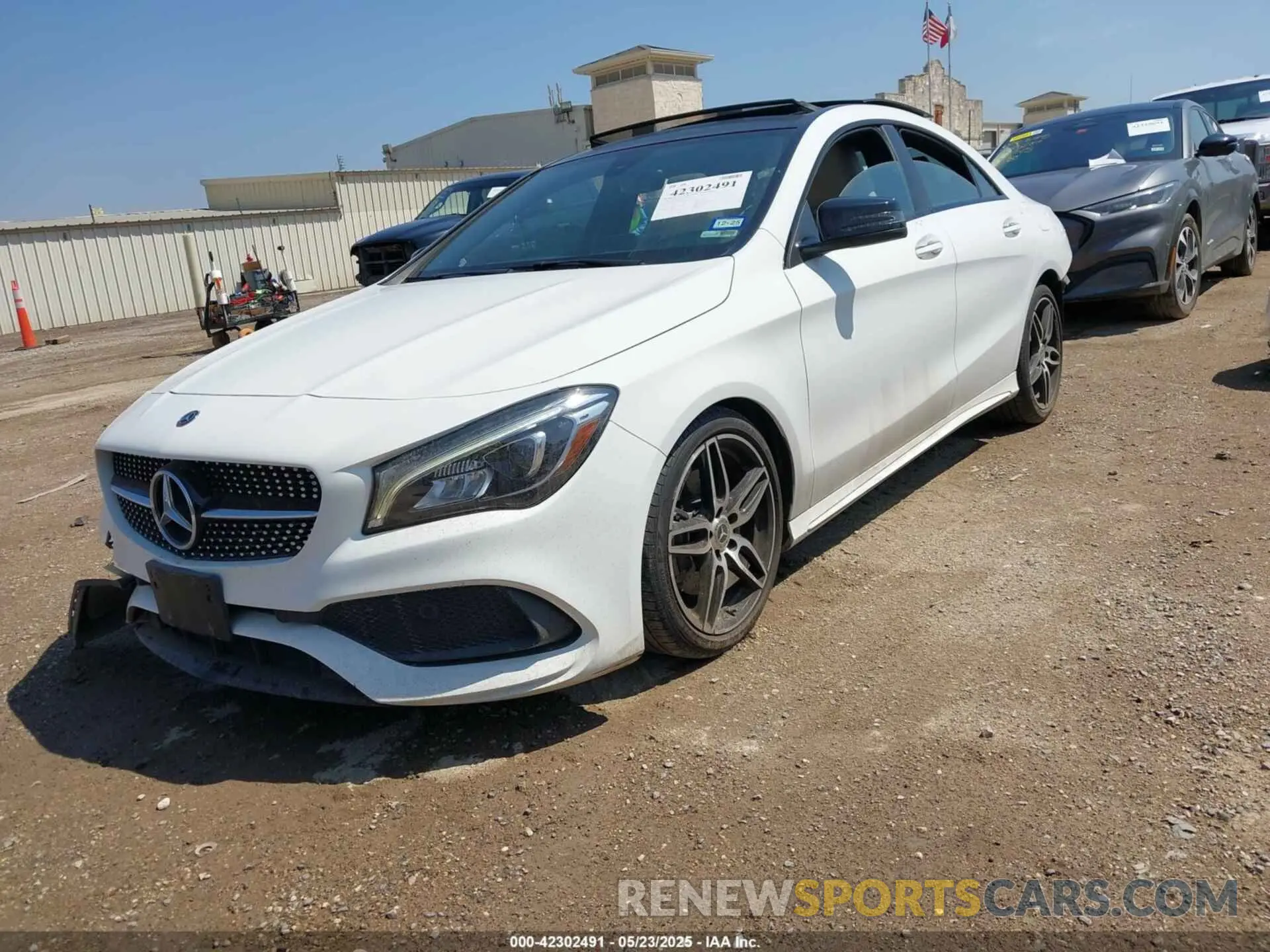 2 Фотография поврежденного автомобиля WDDSJ4EB1KN726095 MERCEDES-BENZ CLA 250 2019