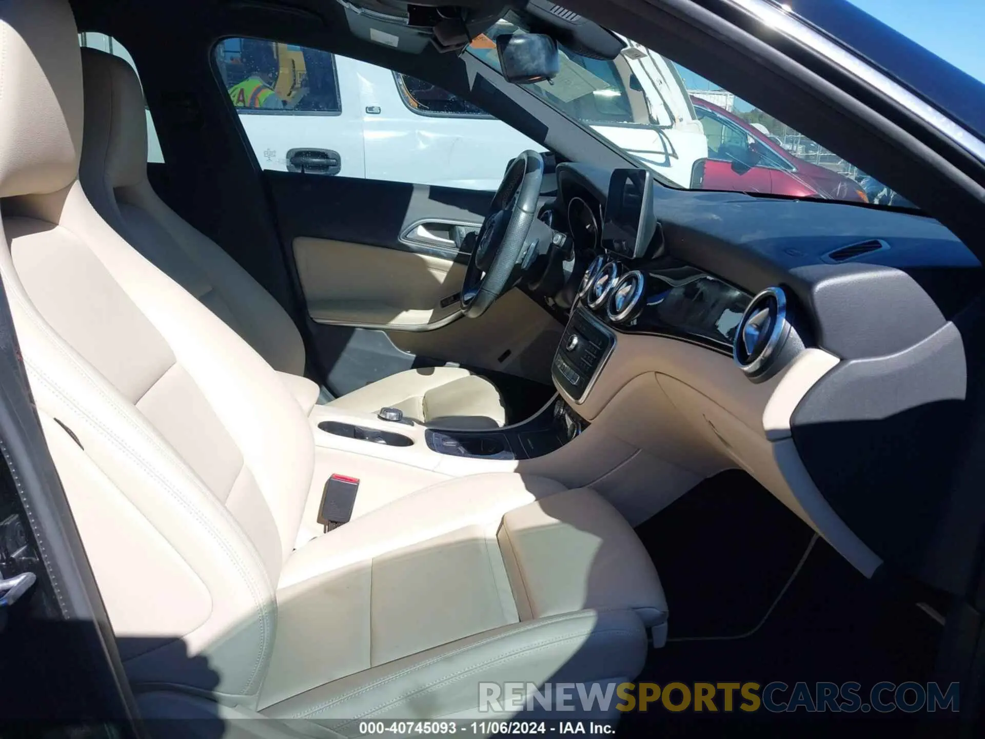 5 Фотография поврежденного автомобиля WDDSJ4EB1KN754477 MERCEDES-BENZ CLA 250 2019