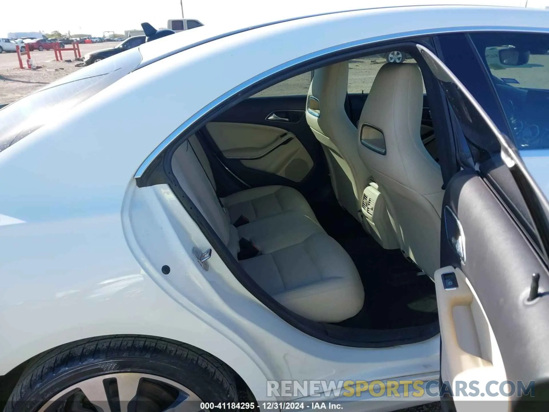 8 Photograph of a damaged car WDDSJ4EB3KN770180 MERCEDES-BENZ CLA 250 2019