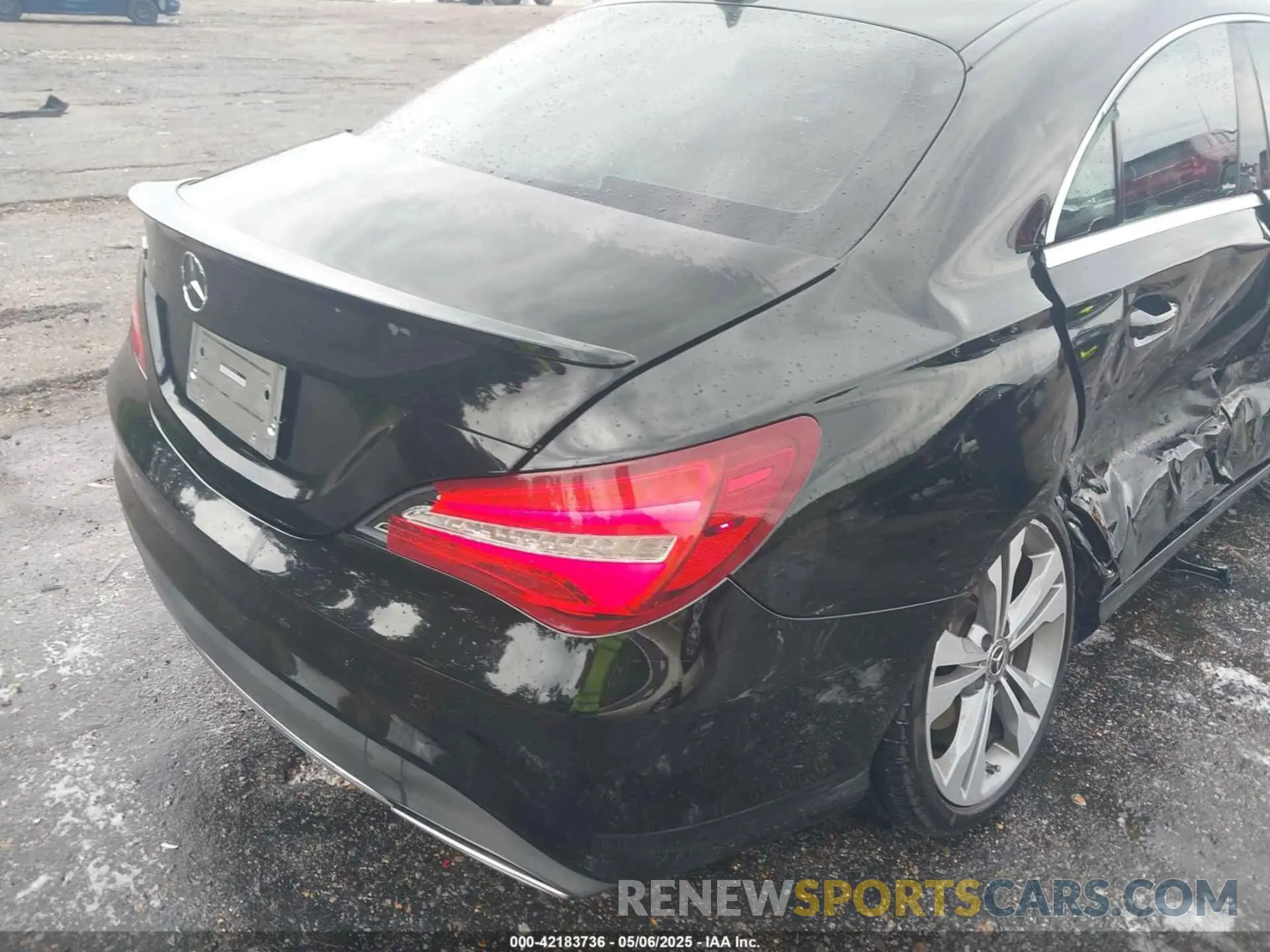 17 Фотография поврежденного автомобиля WDDSJ4EB7KN710306 MERCEDES-BENZ CLA 250 2019