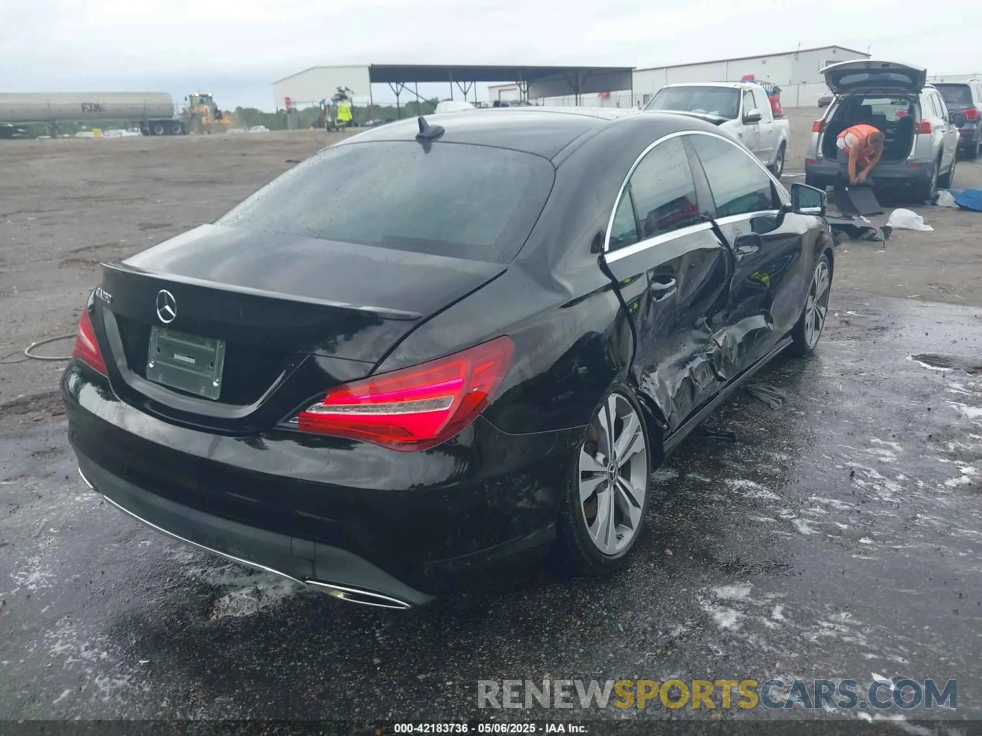 4 Фотография поврежденного автомобиля WDDSJ4EB7KN710306 MERCEDES-BENZ CLA 250 2019