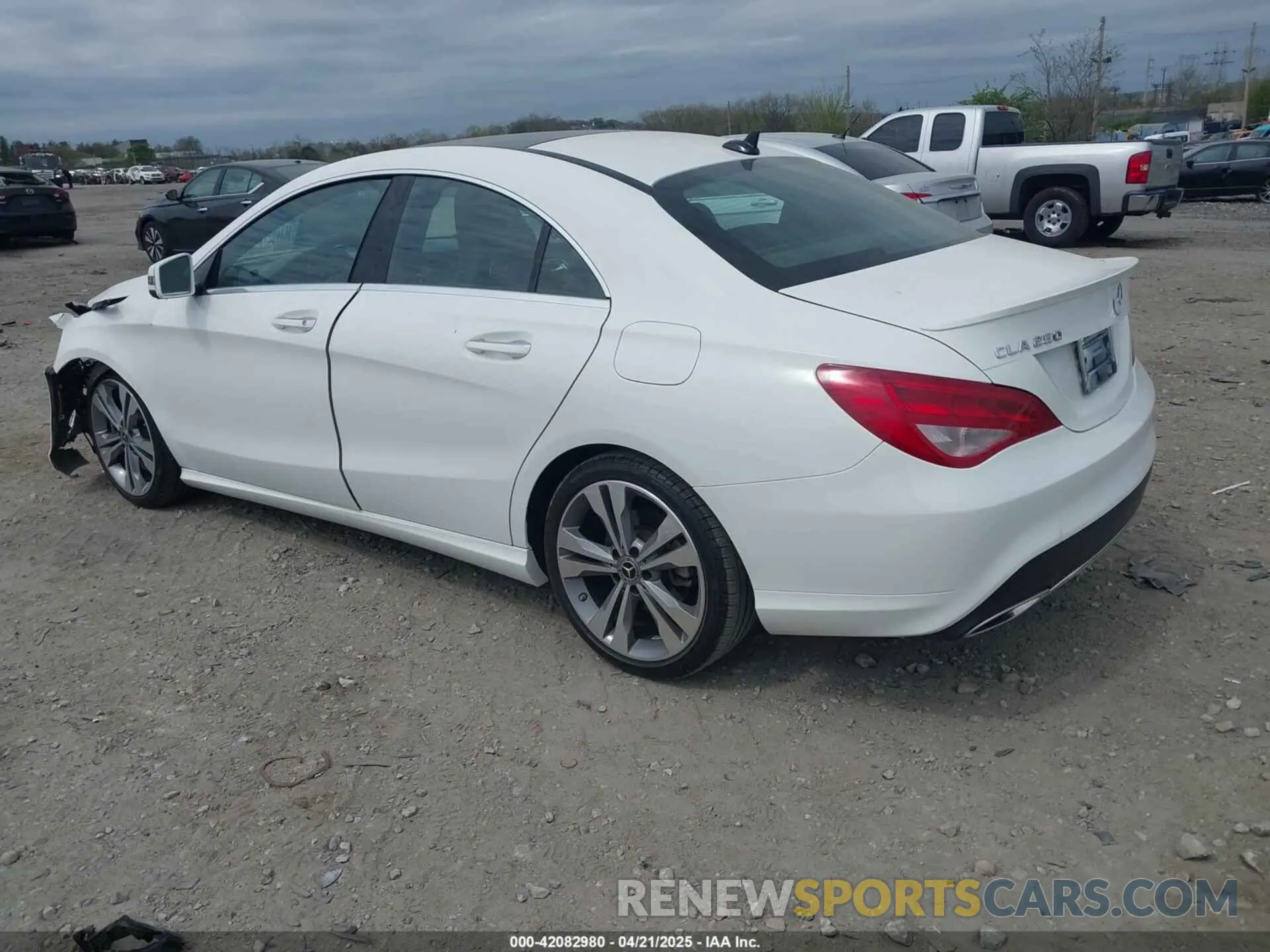 3 Photograph of a damaged car WDDSJ4GB3KN724815 MERCEDES-BENZ CLA 250 2019