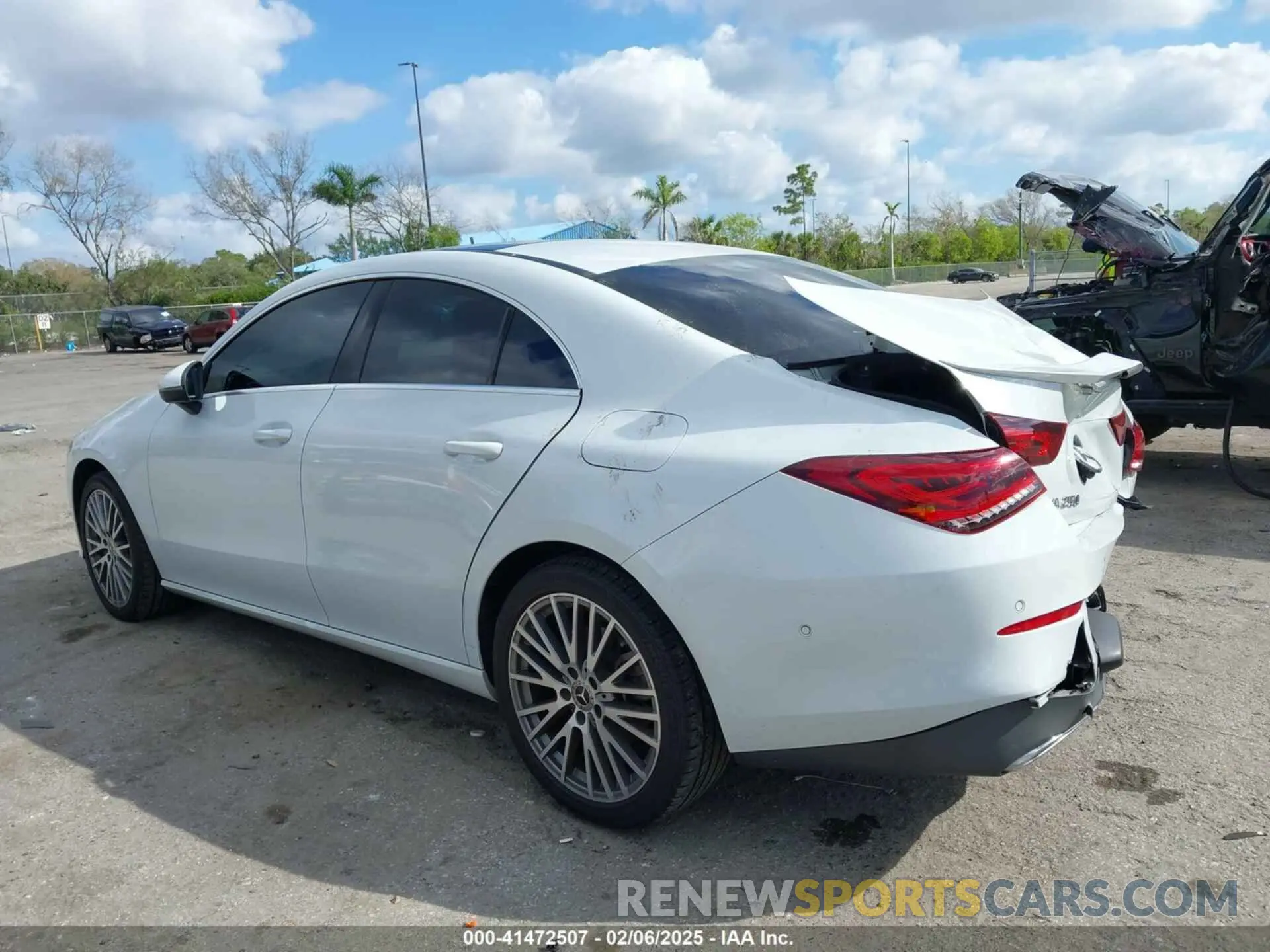 12 Photograph of a damaged car W1K5J4GB4LN095970 MERCEDES-BENZ CLA 250 2020