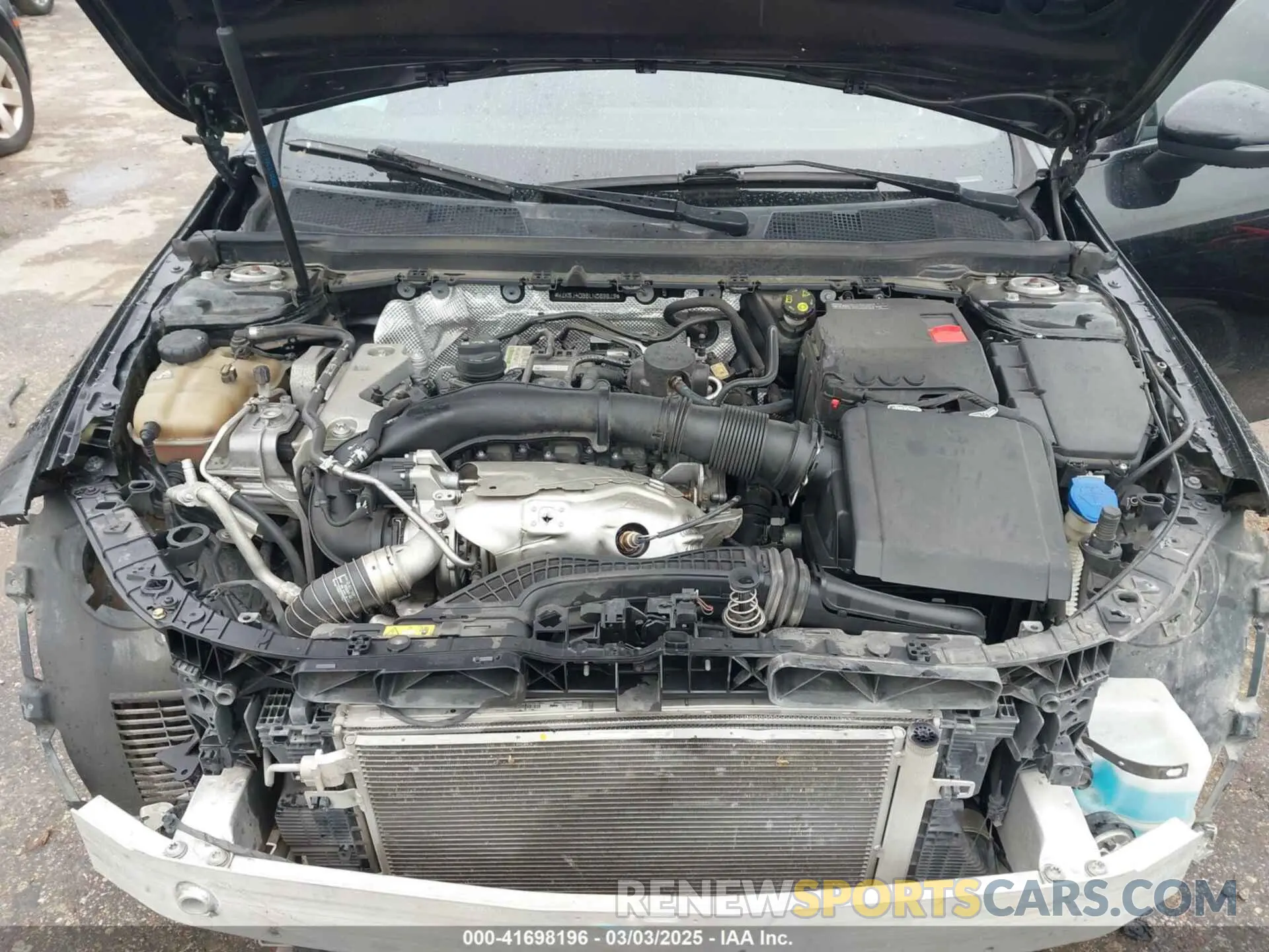 10 Photograph of a damaged car W1K5J4GB6LN089619 MERCEDES-BENZ CLA 250 2020