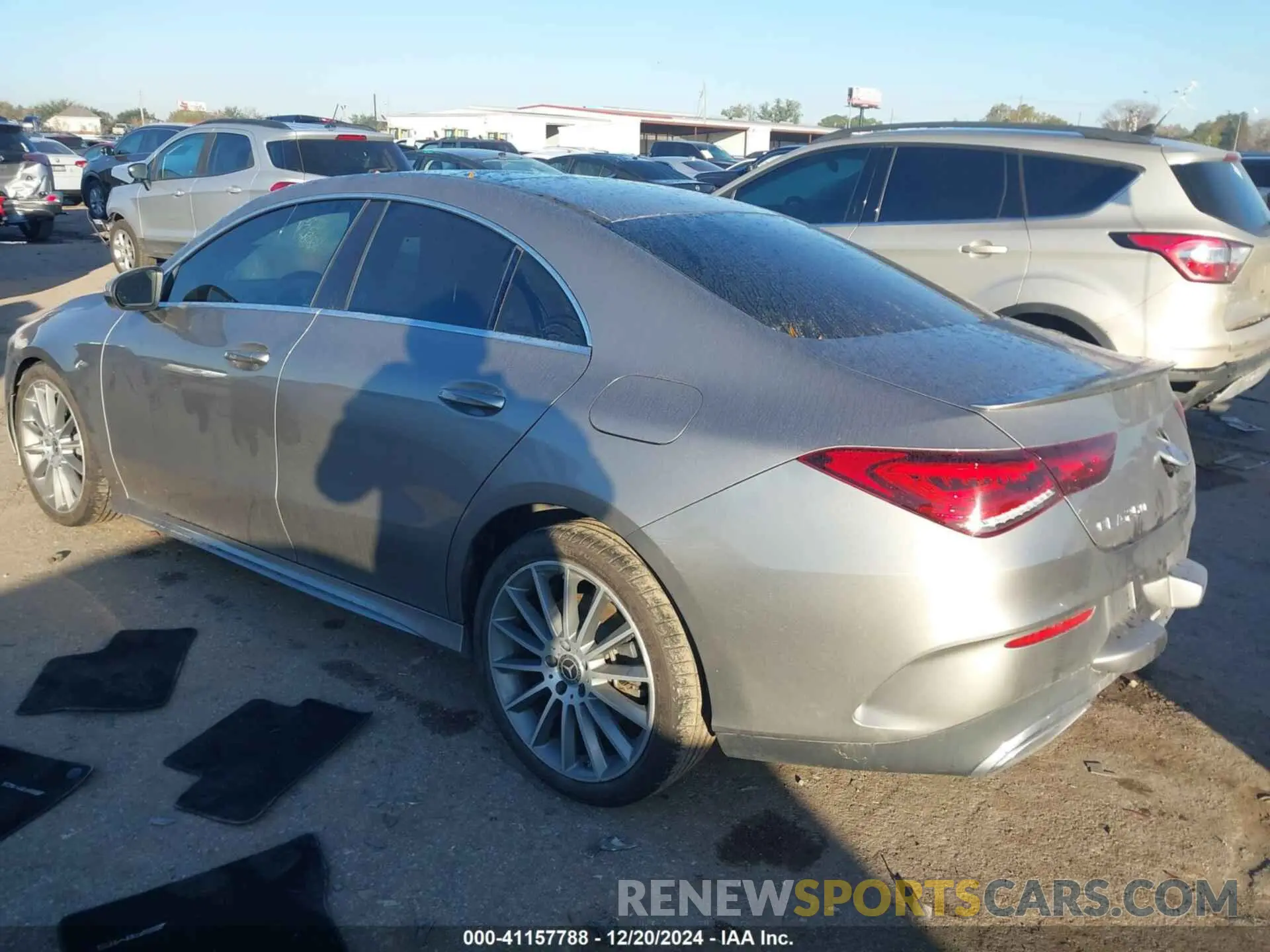 3 Фотография поврежденного автомобиля W1K5J4GB6LN091046 MERCEDES-BENZ CLA 250 2020