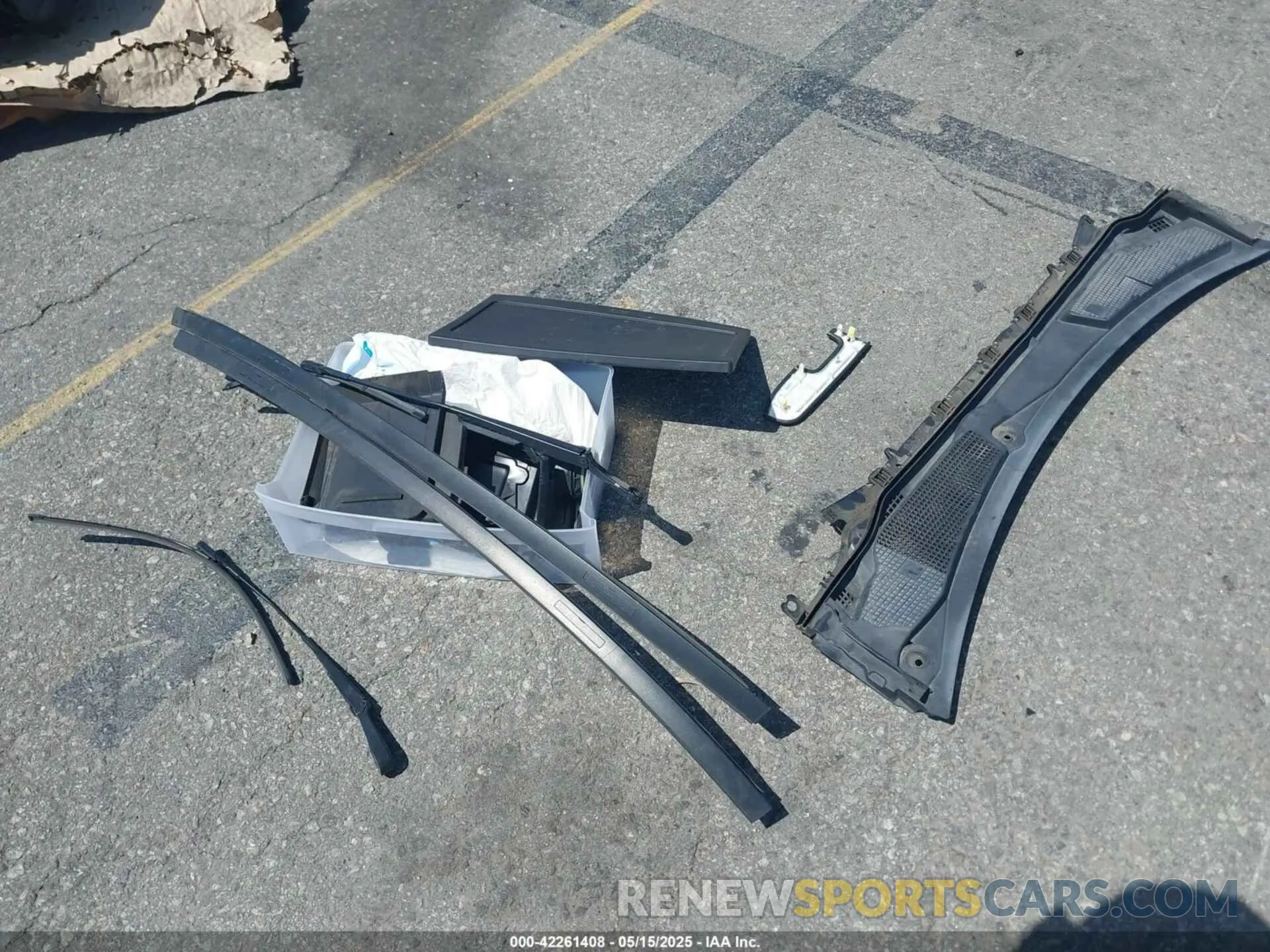 12 Photograph of a damaged car W1K5J4GB7LN119906 MERCEDES-BENZ CLA 250 2020