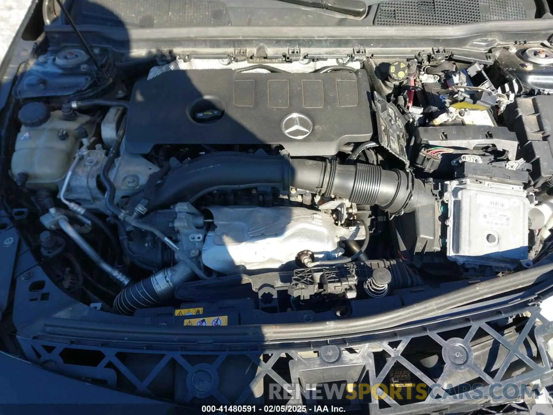 10 Photograph of a damaged car W1K5J4HB3LN087535 MERCEDES-BENZ CLA 250 2020