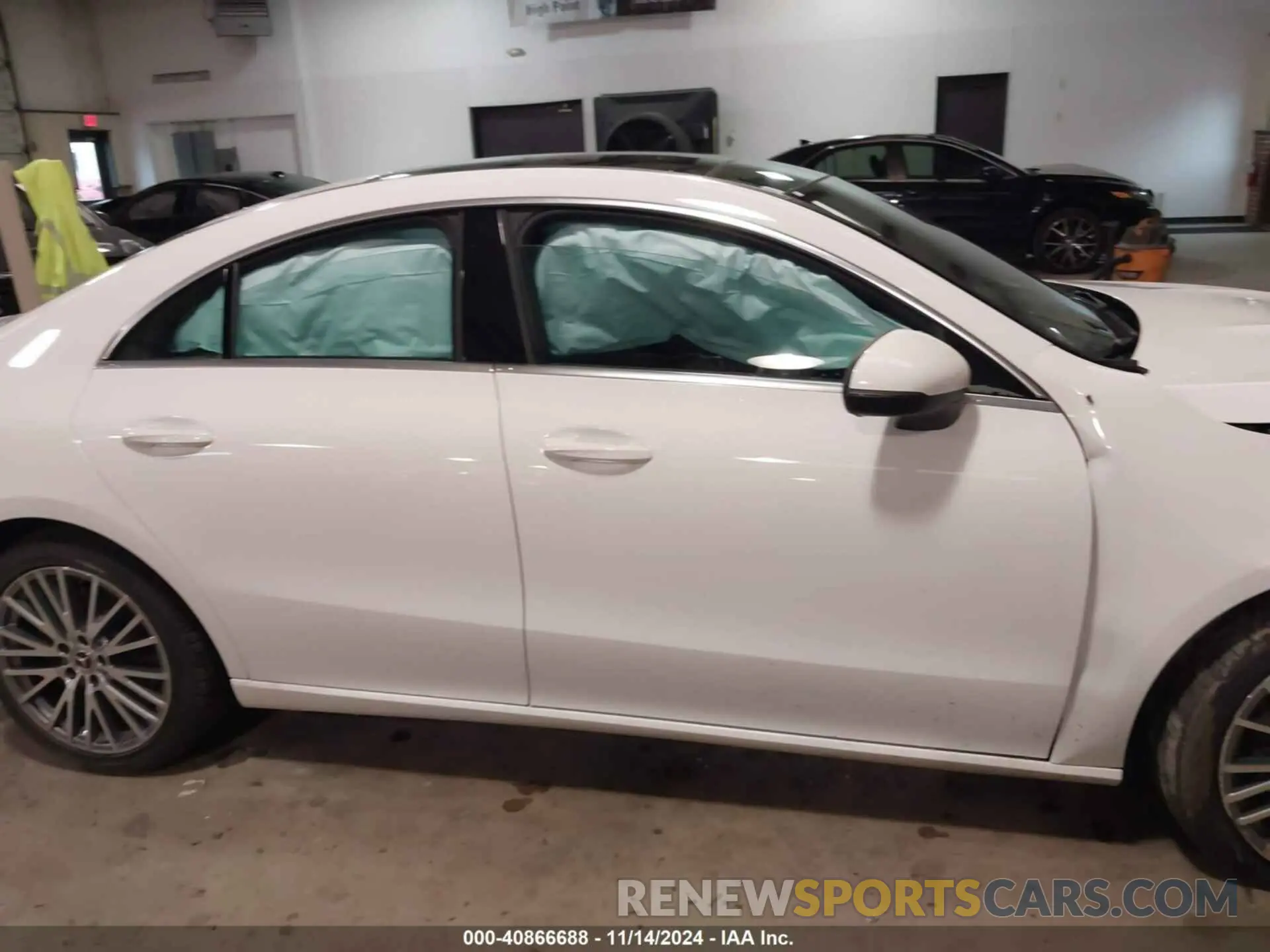13 Фотография поврежденного автомобиля W1K5J4HB4LN089987 MERCEDES-BENZ CLA 250 2020