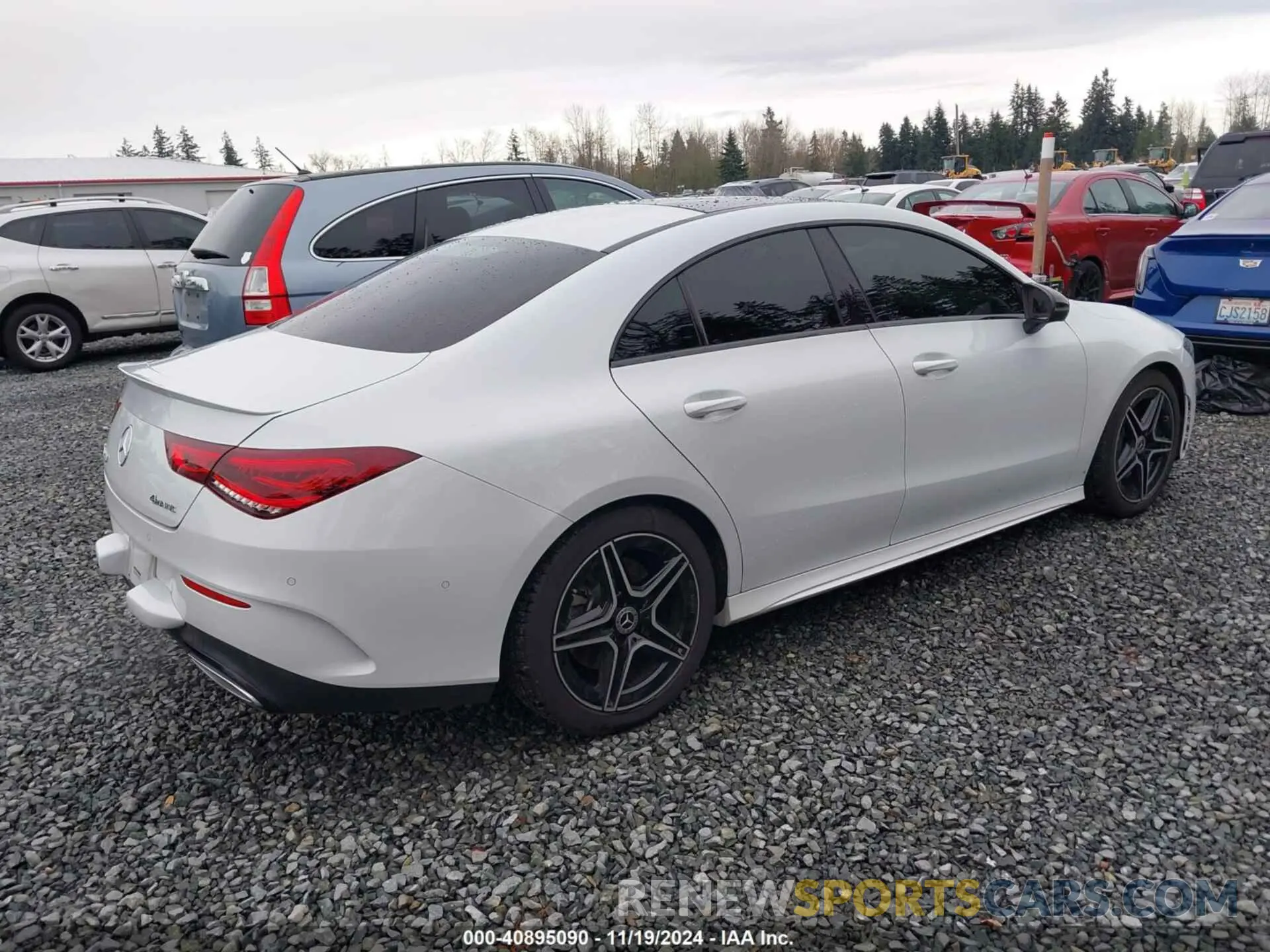 4 Фотография поврежденного автомобиля W1K5J4HB6LN088758 MERCEDES-BENZ CLA 250 2020