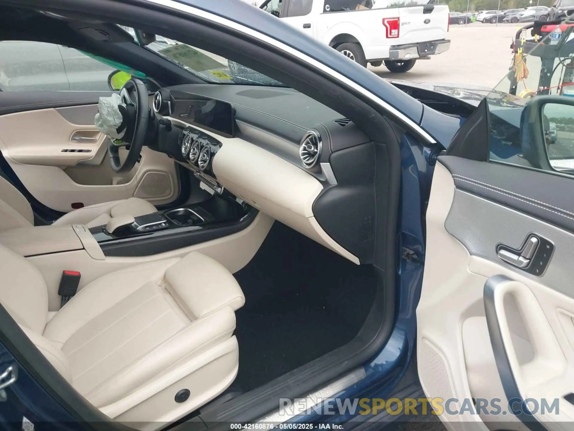 5 Photograph of a damaged car W1K5J4GB0MN234963 MERCEDES-BENZ CLA 250 2021