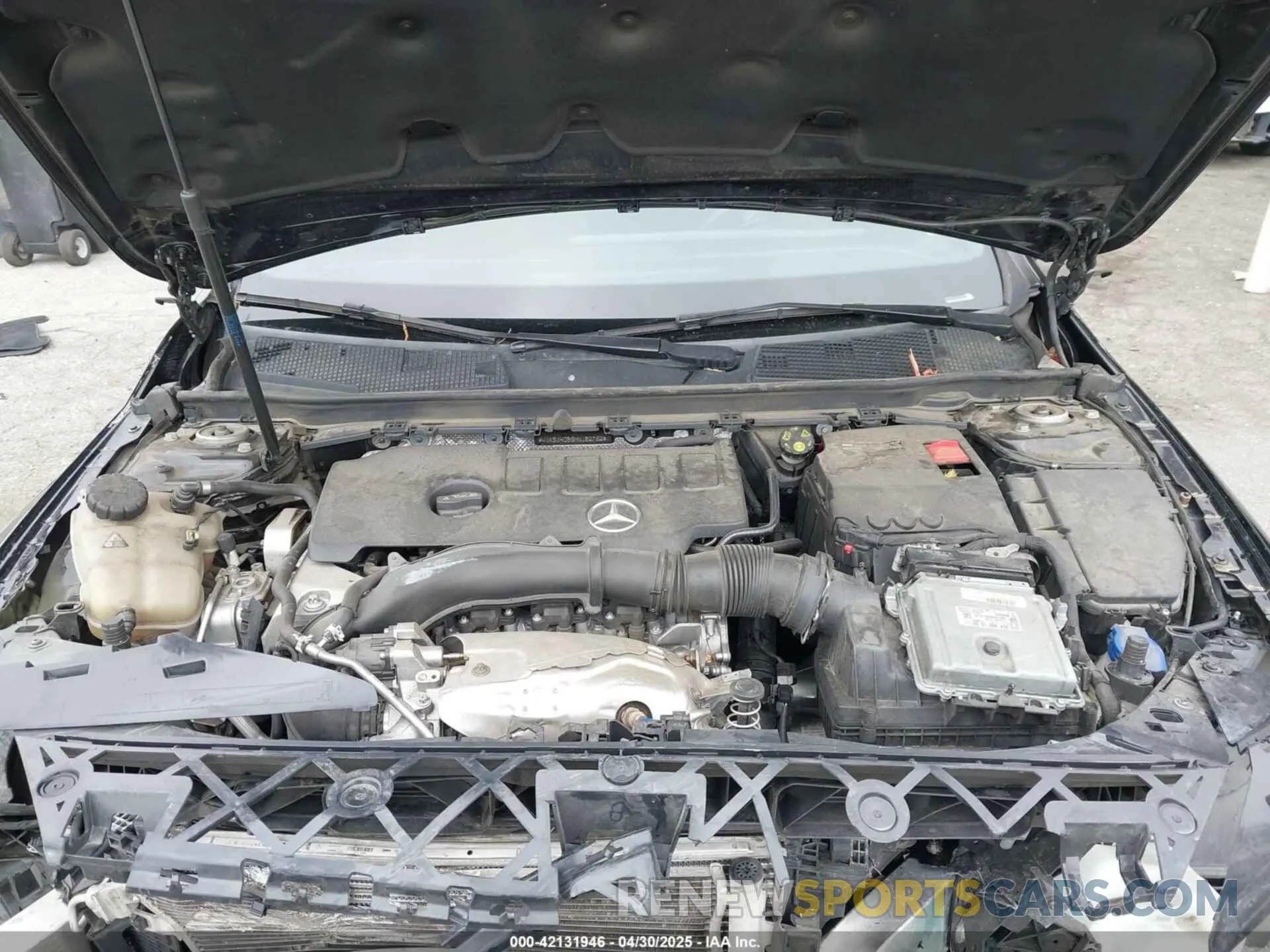 10 Photograph of a damaged car W1K5J4GB8MN162782 MERCEDES-BENZ CLA 250 2021