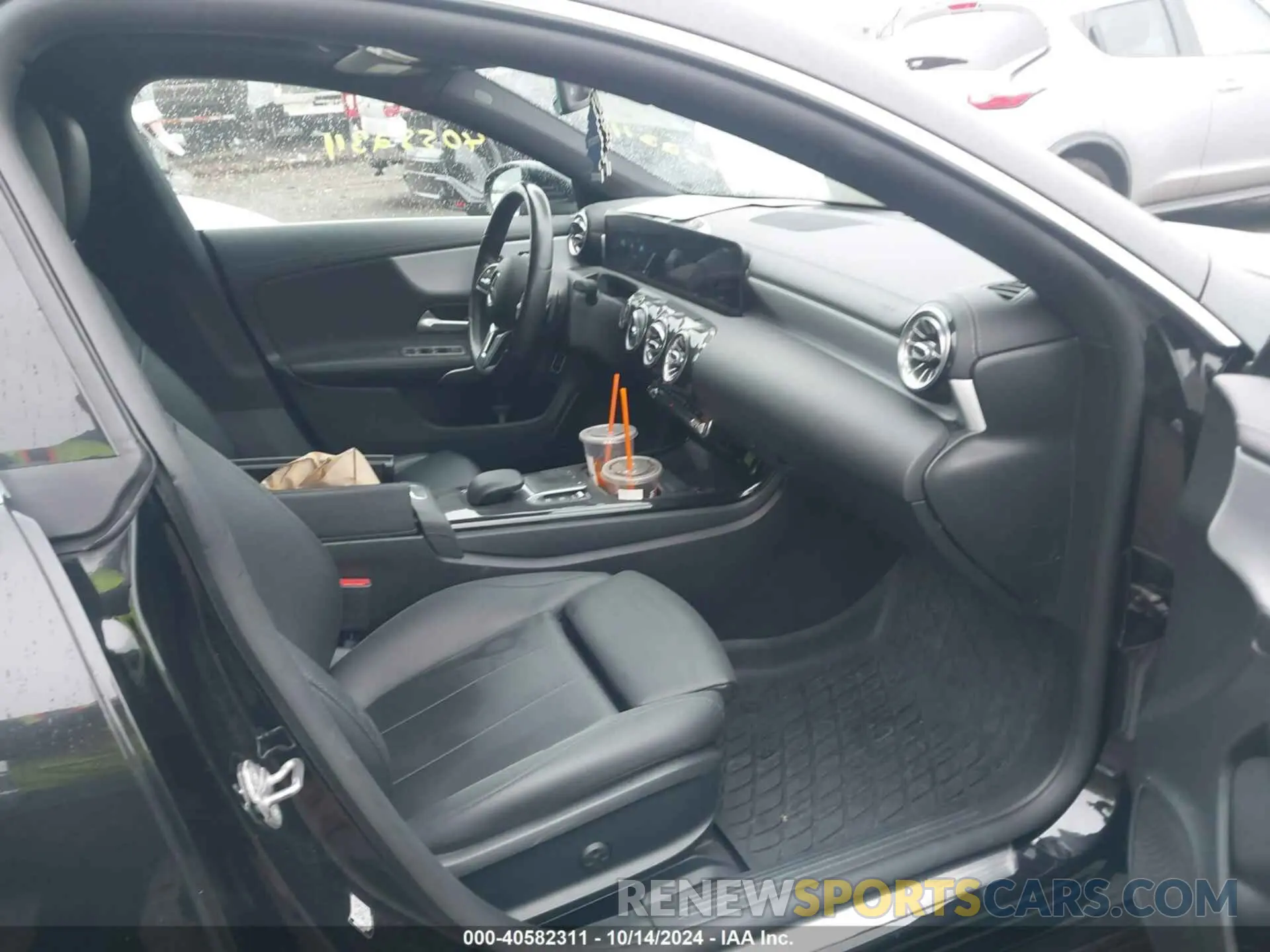 5 Photograph of a damaged car W1K5J4HB6MN167493 MERCEDES-BENZ CLA 250 2021