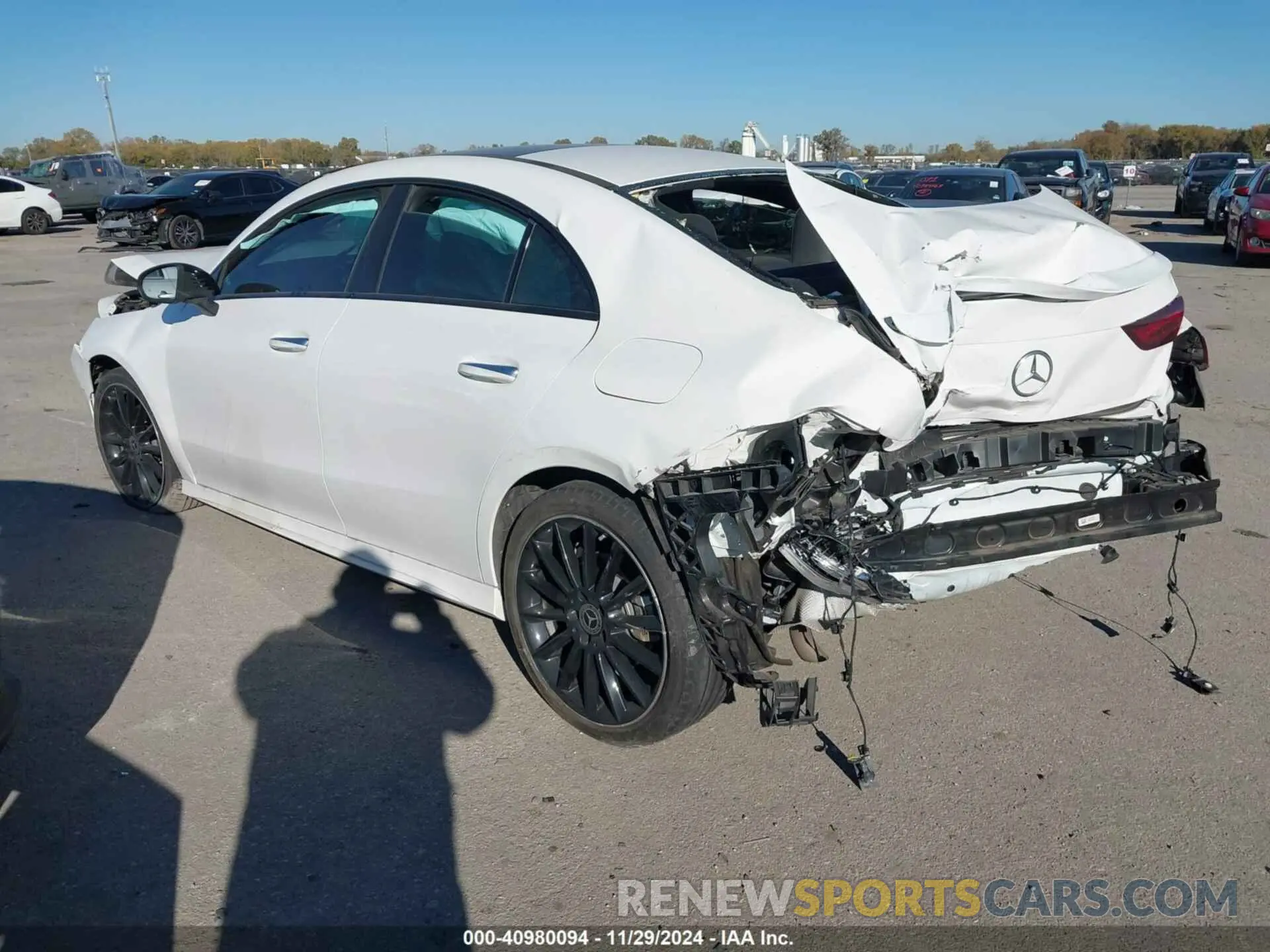 3 Фотография поврежденного автомобиля W1K5J4GB3NN297430 MERCEDES-BENZ CLA 250 COUPE 2022