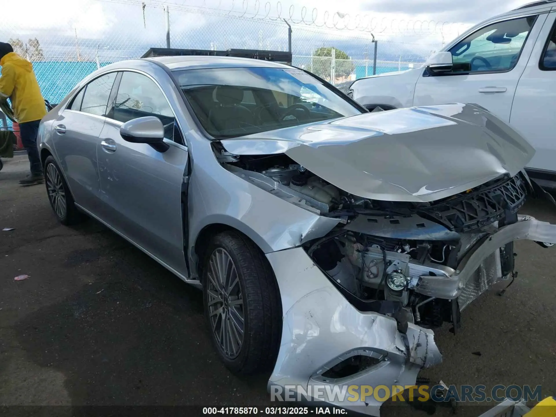 1 Фотография поврежденного автомобиля W1K5J4GB7PN386050 MERCEDES-BENZ CLA 250 COUPE 2023