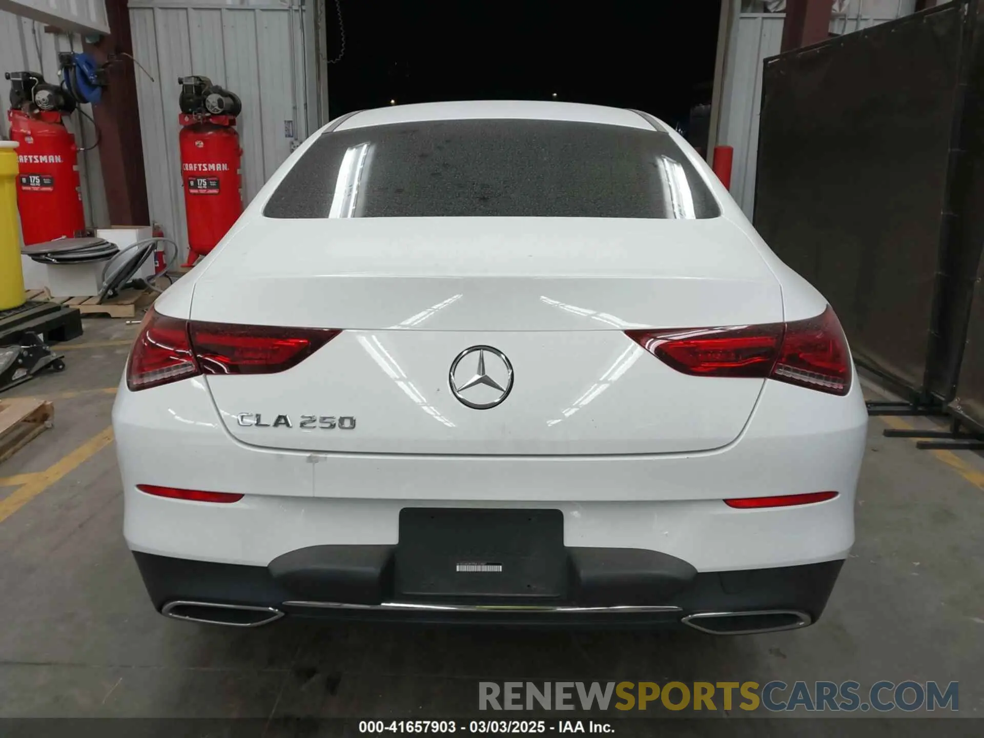 17 Photograph of a damaged car W1K5J4GB7PN412887 MERCEDES-BENZ CLA 250 COUPE 2023