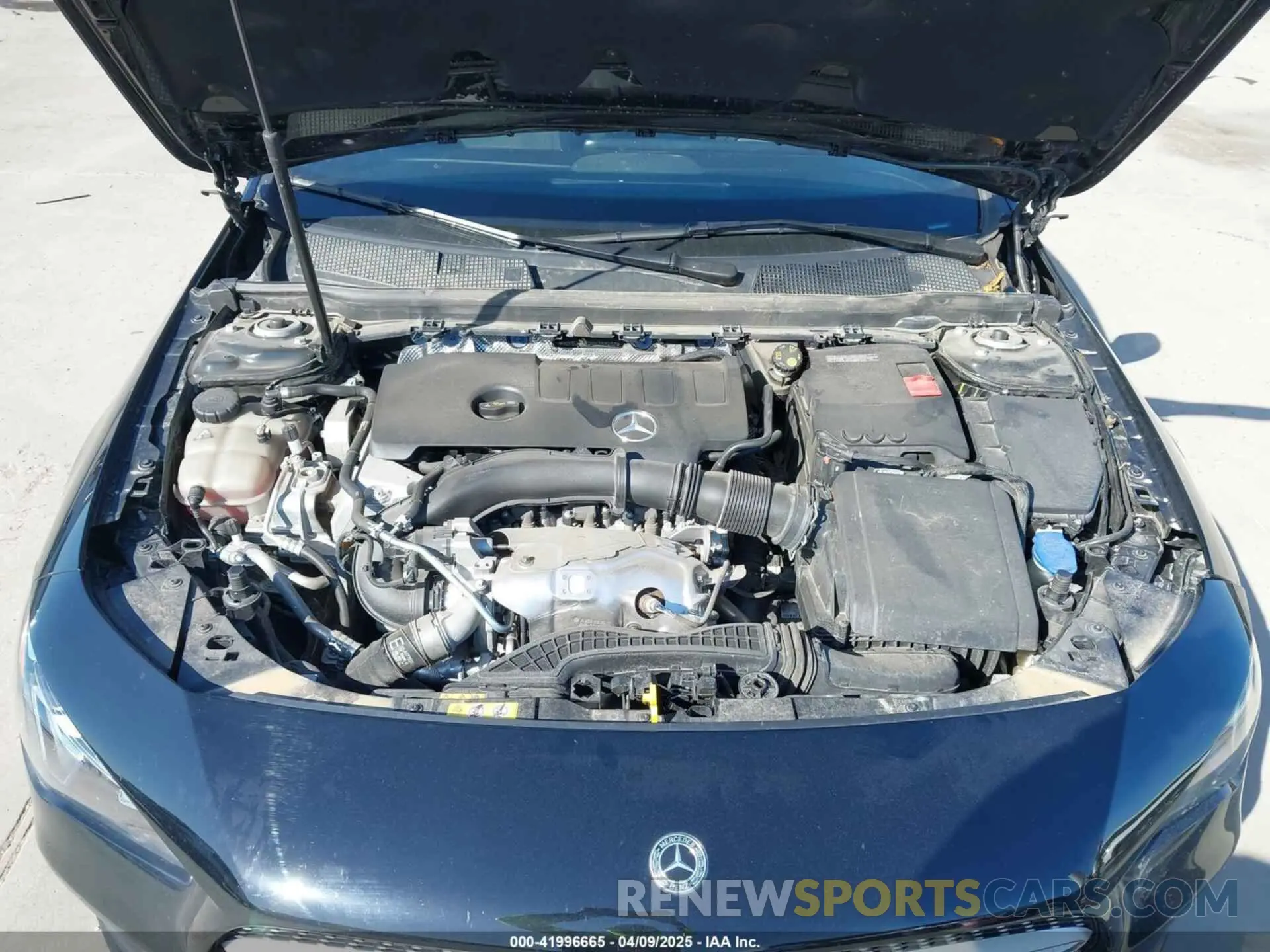 10 Photograph of a damaged car W1K5J4HB2PN389257 MERCEDES-BENZ CLA 250 COUPE 2023