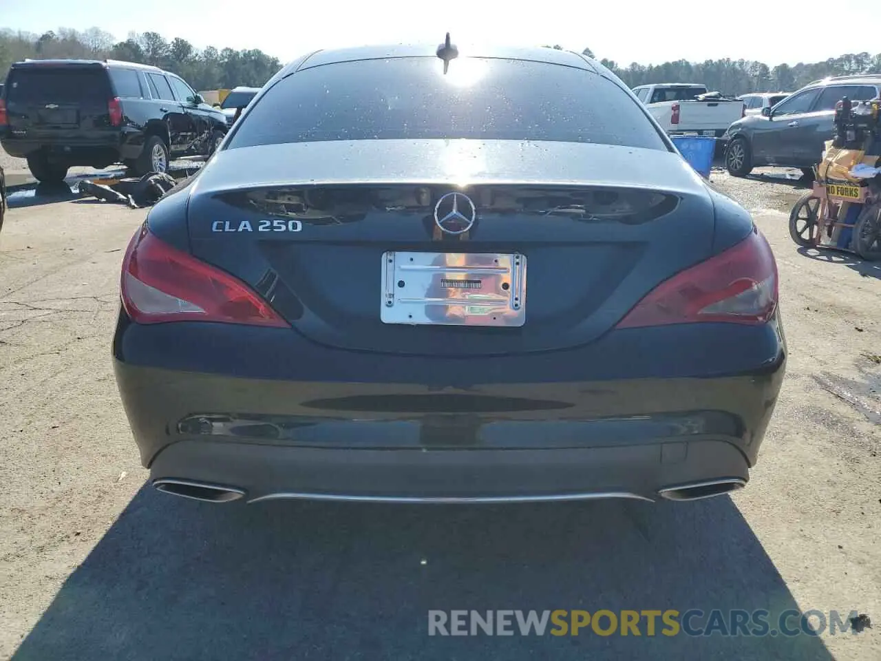 6 Фотография поврежденного автомобиля WDDSJ4EB0KN745351 MERCEDES-BENZ CLA-CLASS 2019
