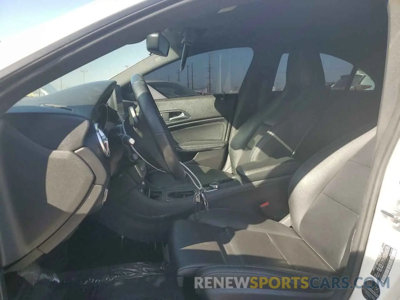7 Photograph of a damaged car WDDSJ4EB1KN752504 MERCEDES-BENZ CLA-CLASS 2019