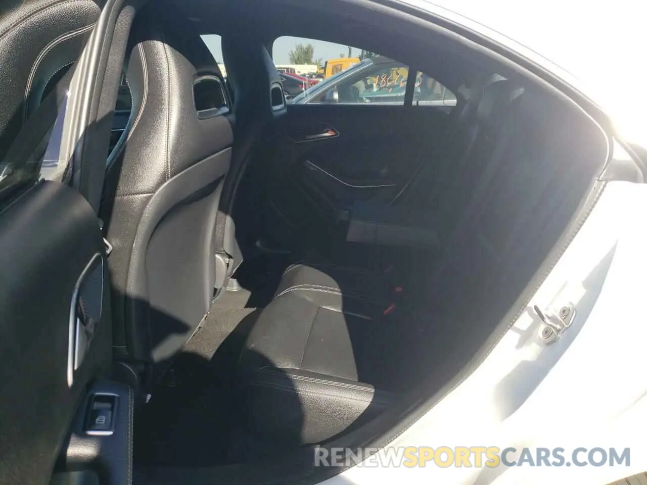 10 Фотография поврежденного автомобиля WDDSJ4EB4KN739021 MERCEDES-BENZ CLA-CLASS 2019