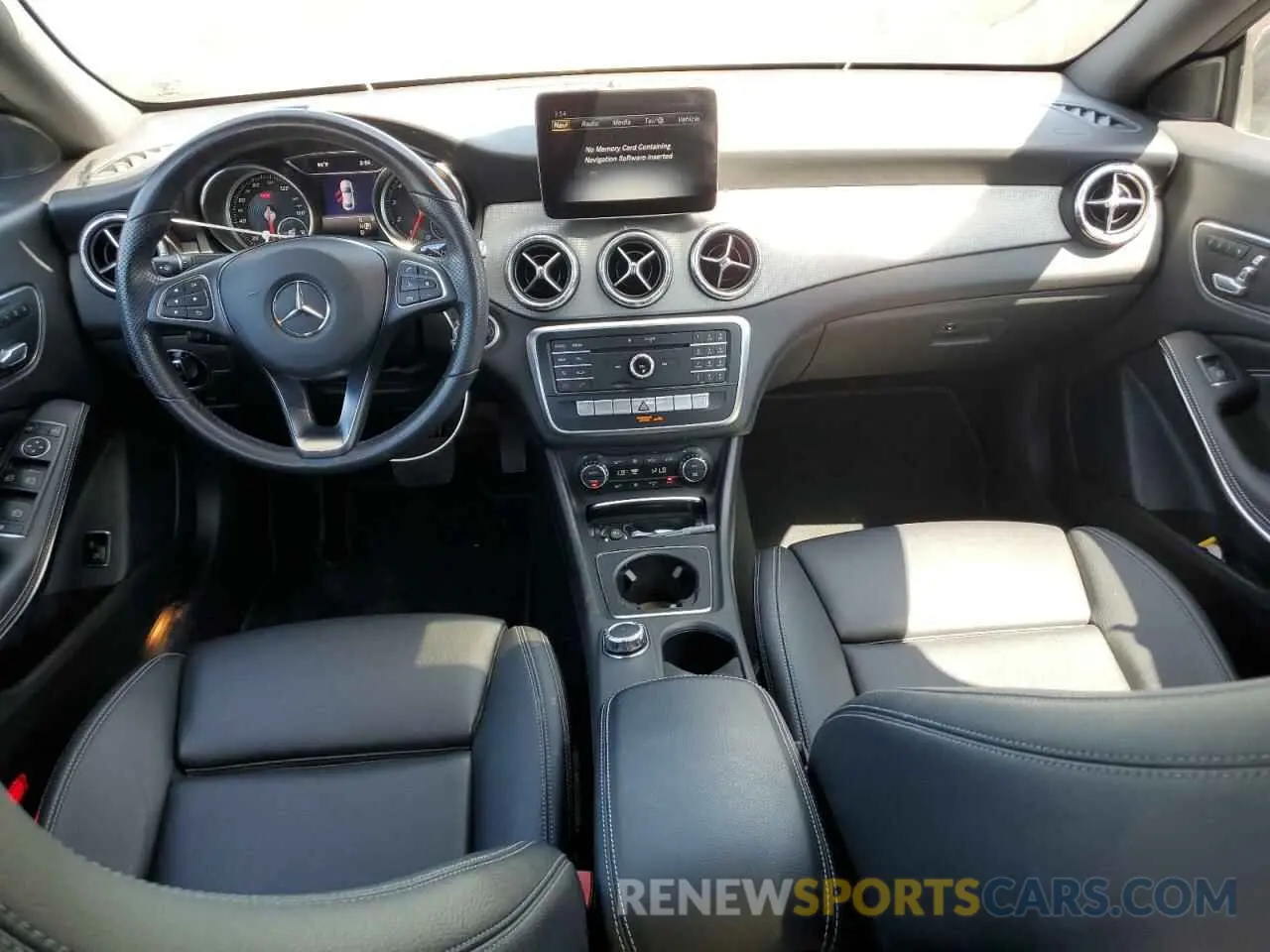 8 Фотография поврежденного автомобиля WDDSJ4EB4KN762301 MERCEDES-BENZ CLA-CLASS 2019