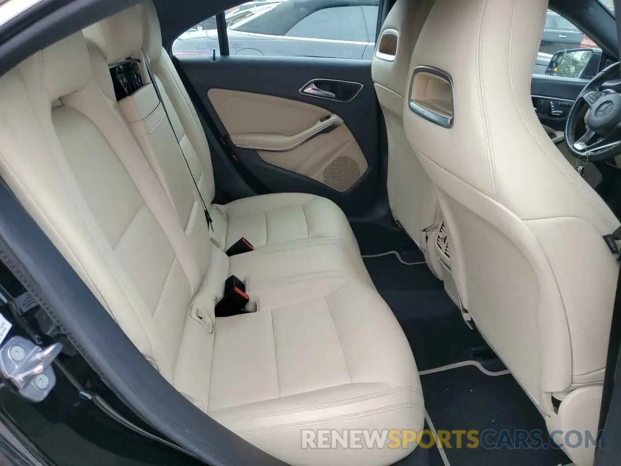 10 Photograph of a damaged car WDDSJ4EB5KN749878 MERCEDES-BENZ CLA-CLASS 2019