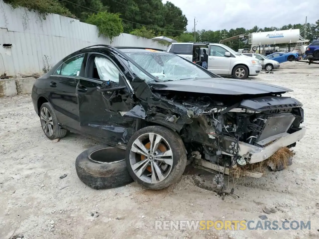 1 Фотография поврежденного автомобиля WDDSJ4EB5KN775221 MERCEDES-BENZ CLA-CLASS 2019