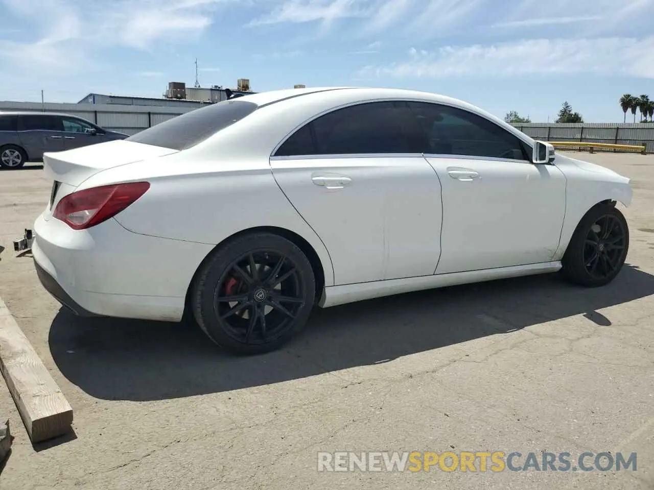 3 Фотография поврежденного автомобиля WDDSJ4EB6KN721166 MERCEDES-BENZ CLA-CLASS 2019