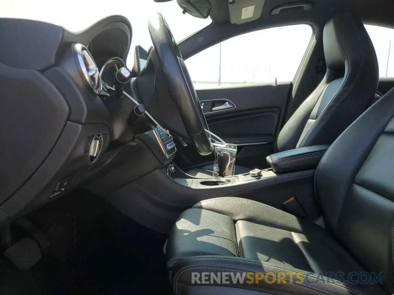 7 Photograph of a damaged car WDDSJ4EB7KN725677 MERCEDES-BENZ CLA-CLASS 2019