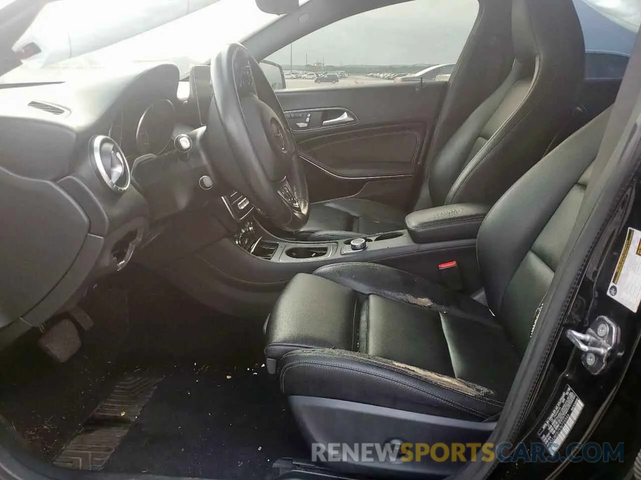 7 Фотография поврежденного автомобиля WDDSJ4EB7KN739546 MERCEDES-BENZ CLA-CLASS 2019