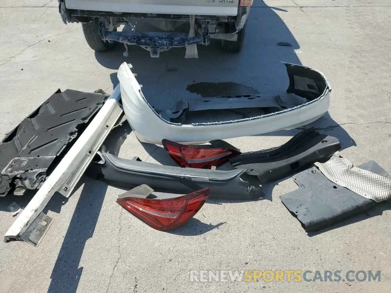 12 Photograph of a damaged car WDDSJ4EB8KN724229 MERCEDES-BENZ CLA-CLASS 2019