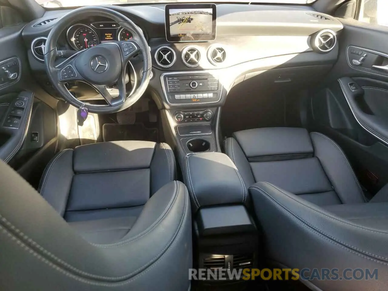 8 Фотография поврежденного автомобиля WDDSJ4EB8KN740169 MERCEDES-BENZ CLA-CLASS 2019