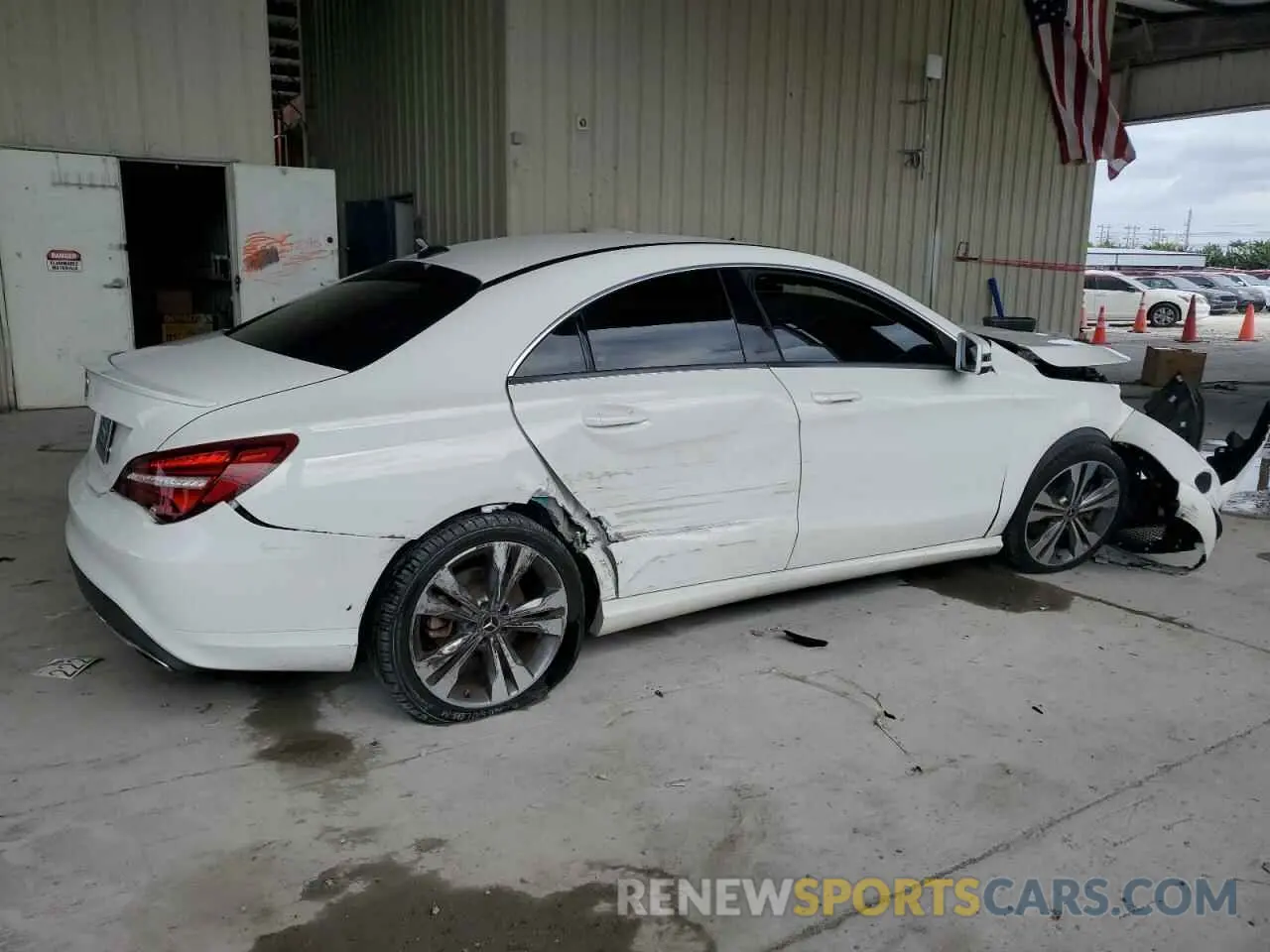 3 Фотография поврежденного автомобиля WDDSJ4EB9KN752458 MERCEDES-BENZ CLA-CLASS 2019