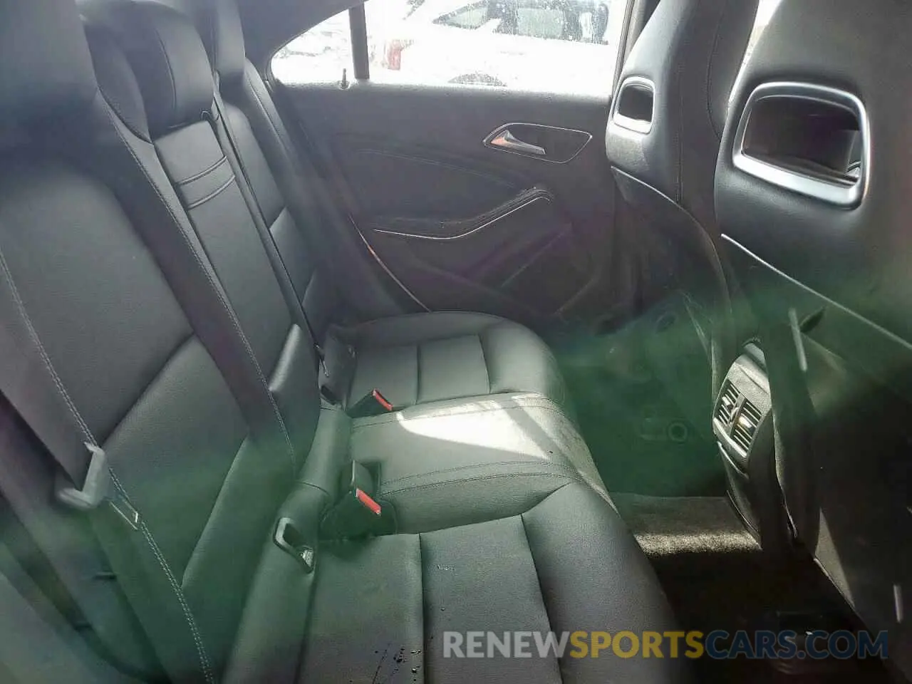 10 Photograph of a damaged car WDDSJ4EBXKN721879 MERCEDES-BENZ CLA-CLASS 2019